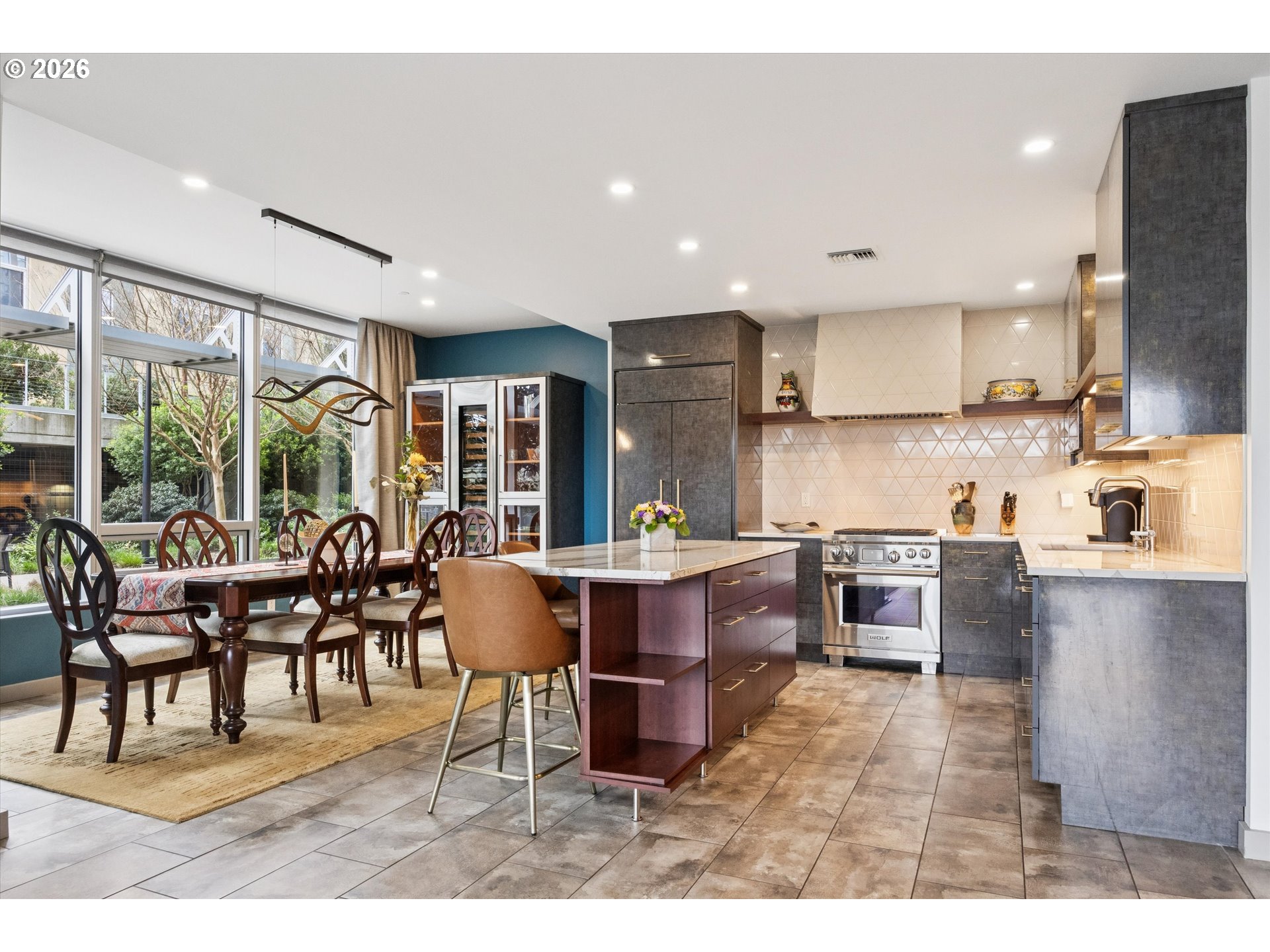 836 S CURRY ST UNIT 102, Portland, OR, 97239