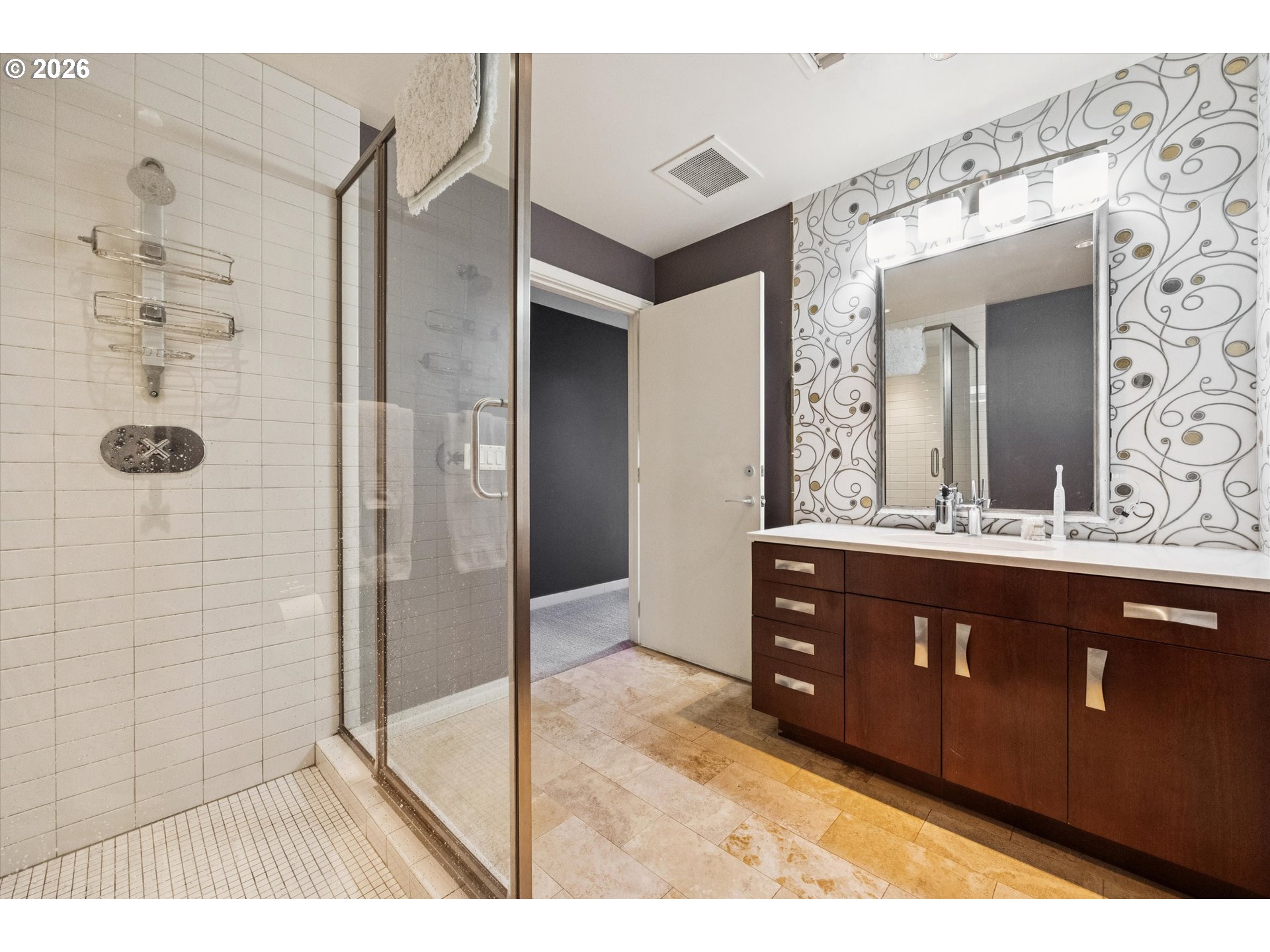 836 S CURRY ST UNIT 102, Portland, OR, 97239