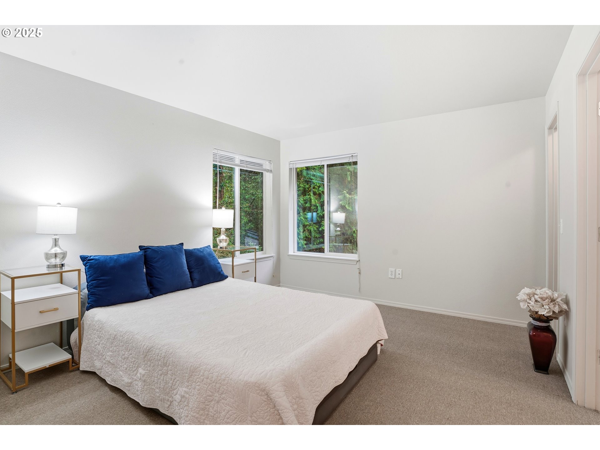 Photo #8: 480121795 Listing: Photo #8