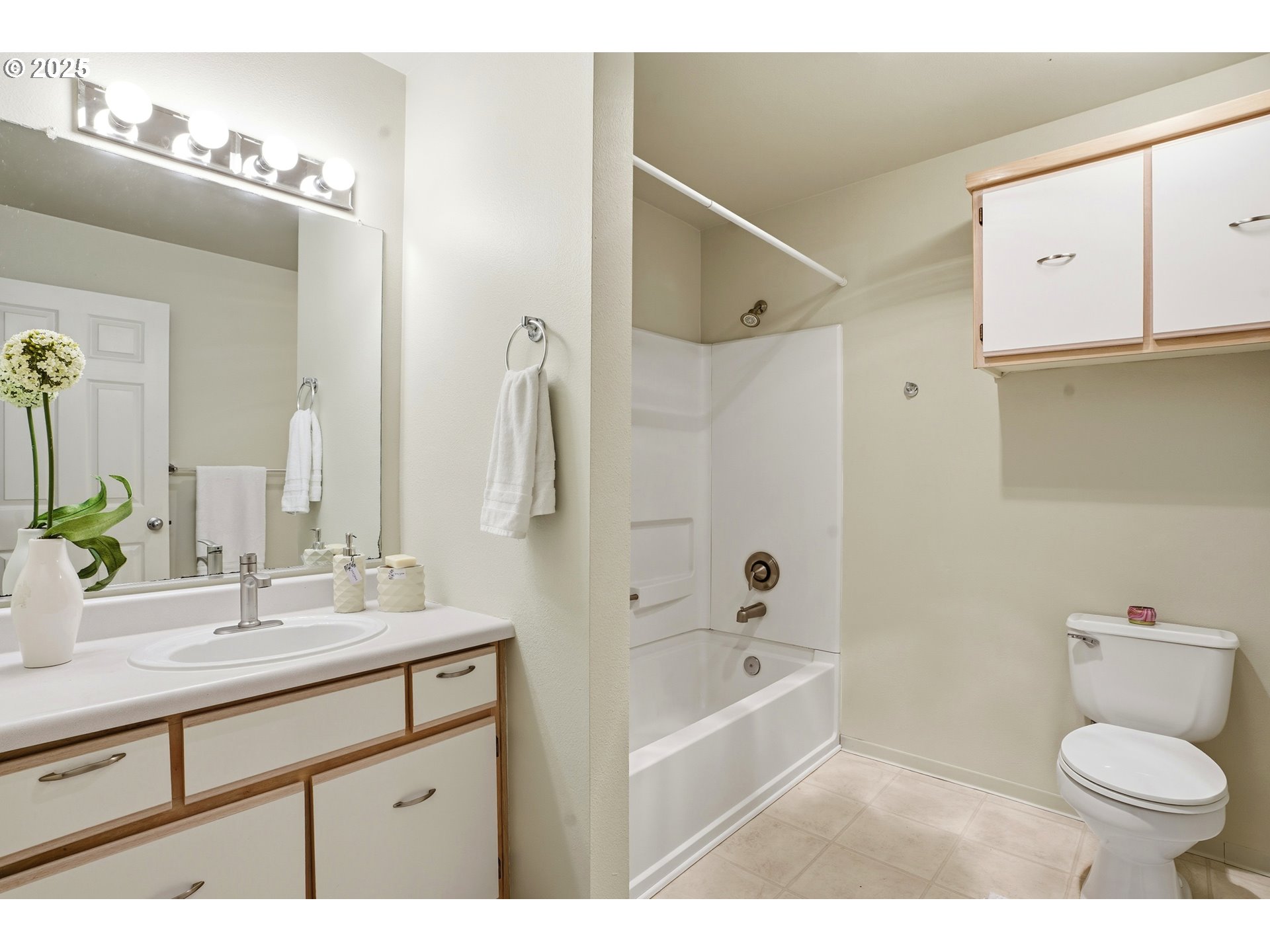 Photo #9: 480121795 Listing: Photo #9