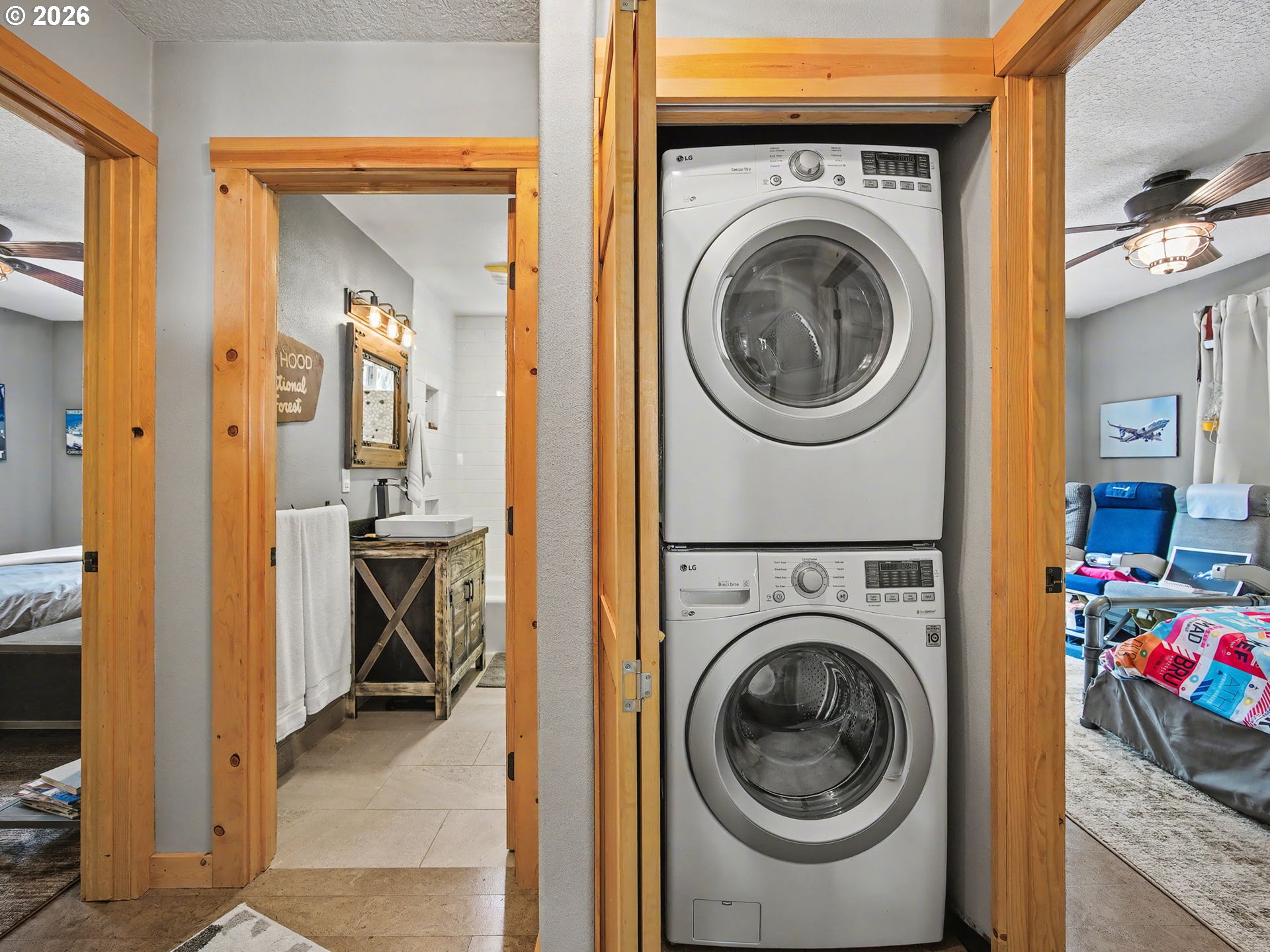 64966 E RIVERSIDE DR, Brightwood, OR, 97011