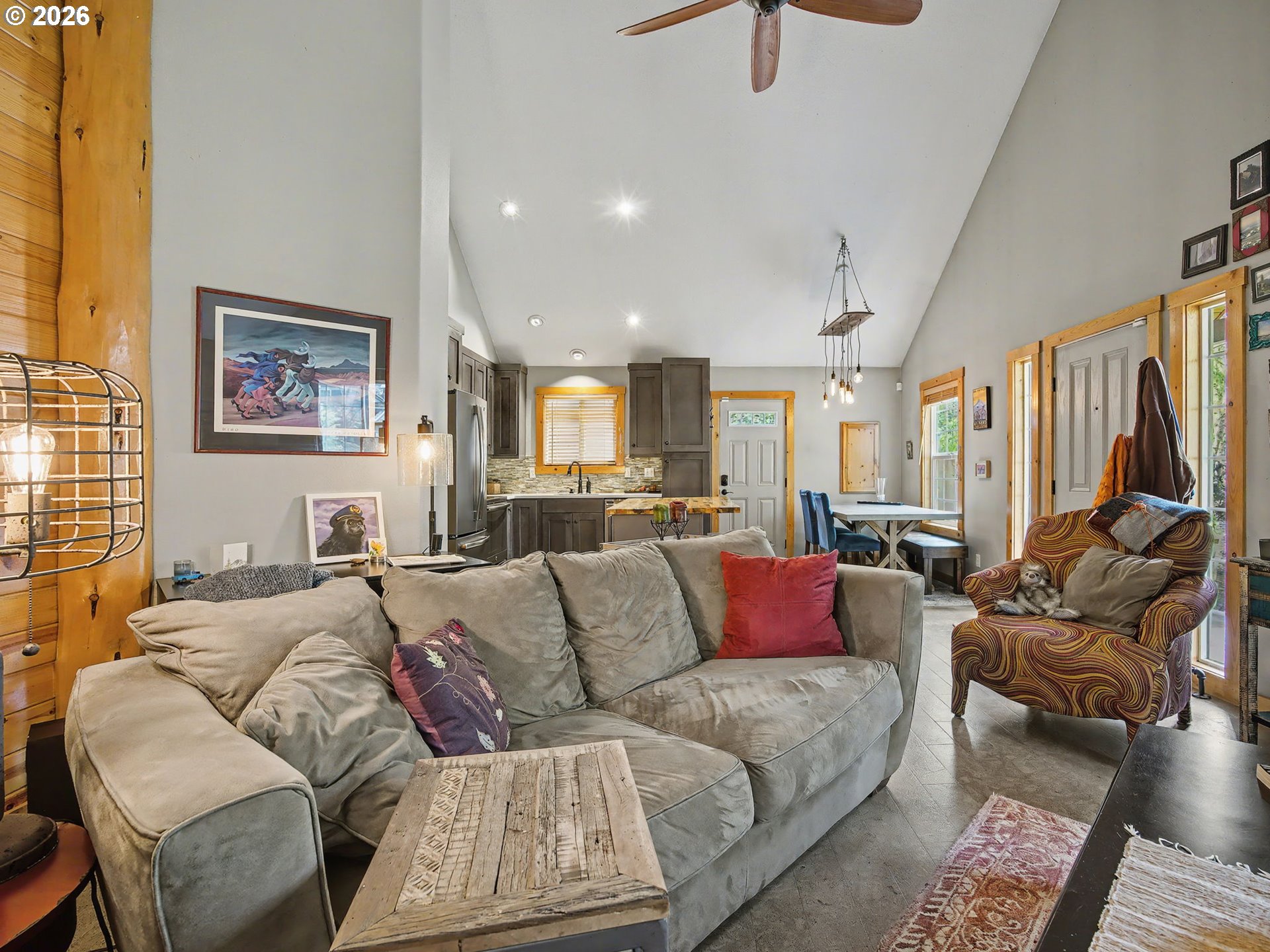 64966 E RIVERSIDE DR, Brightwood, OR, 97011