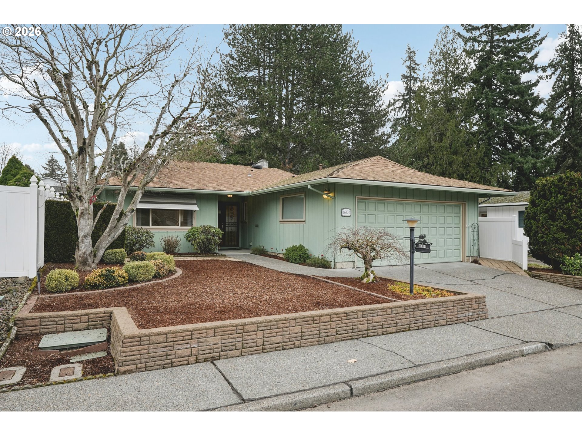 2488 NORTHAMPTON, Eugene, OR, 97404