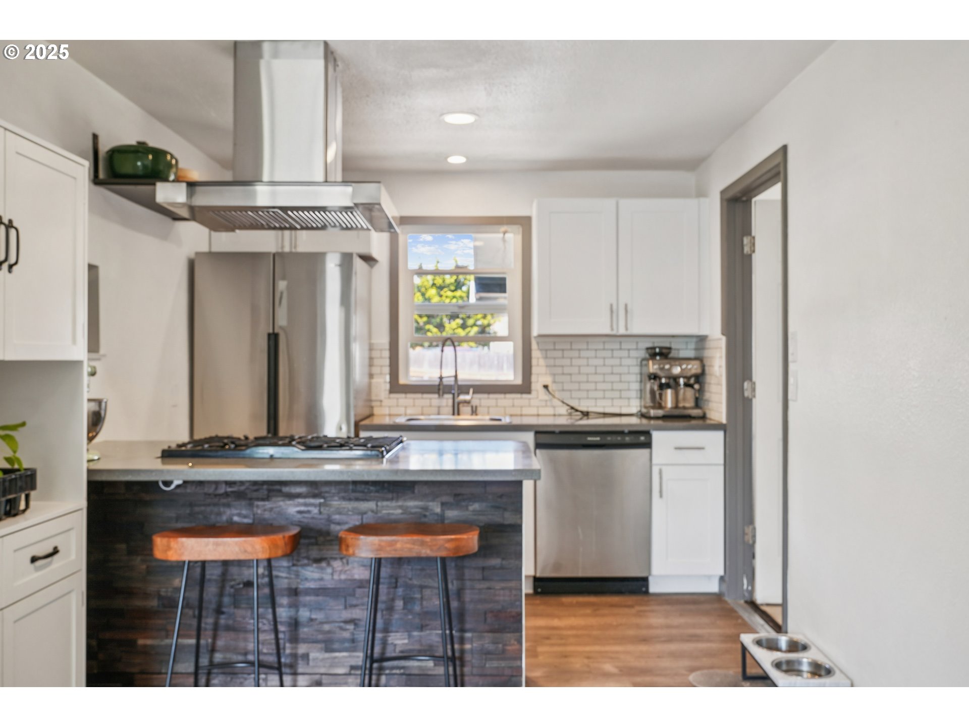 Photo #16: 482720621 Listing: Photo #16