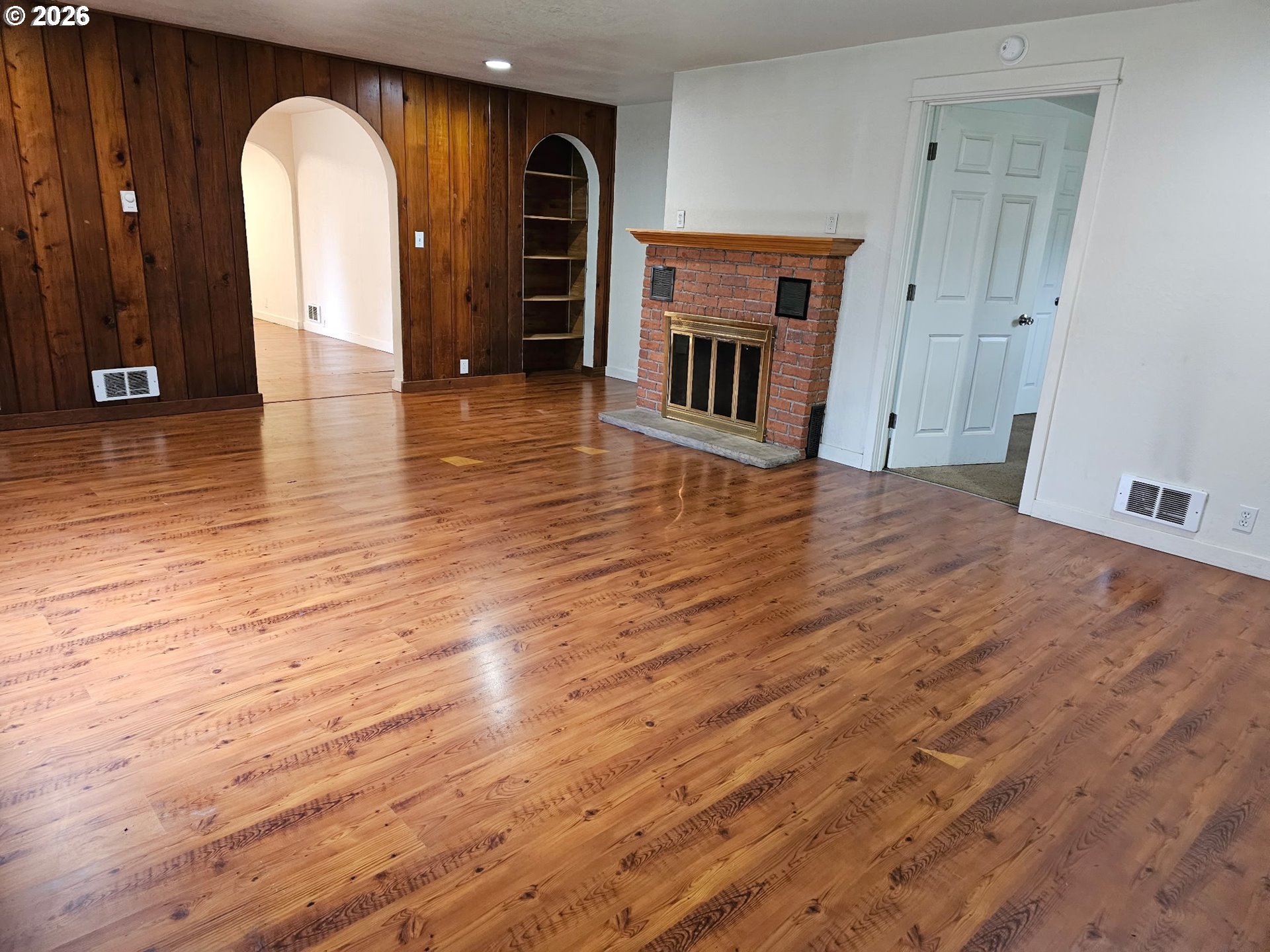 Property photo 5 of 30