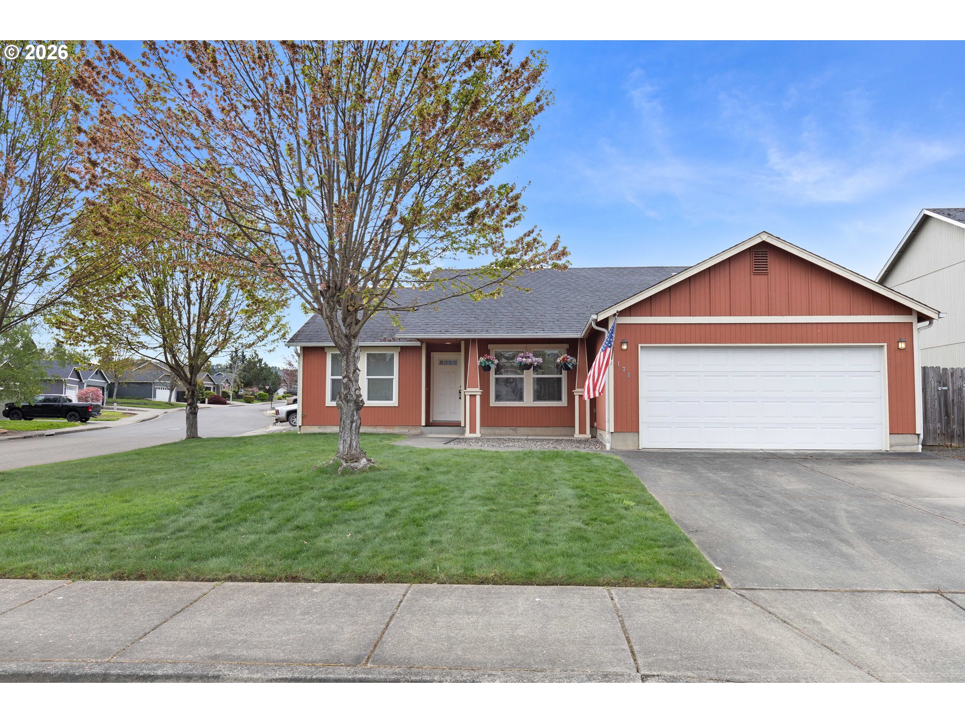 645 S 14TH ST, Cottage Grove, OR, 97424
