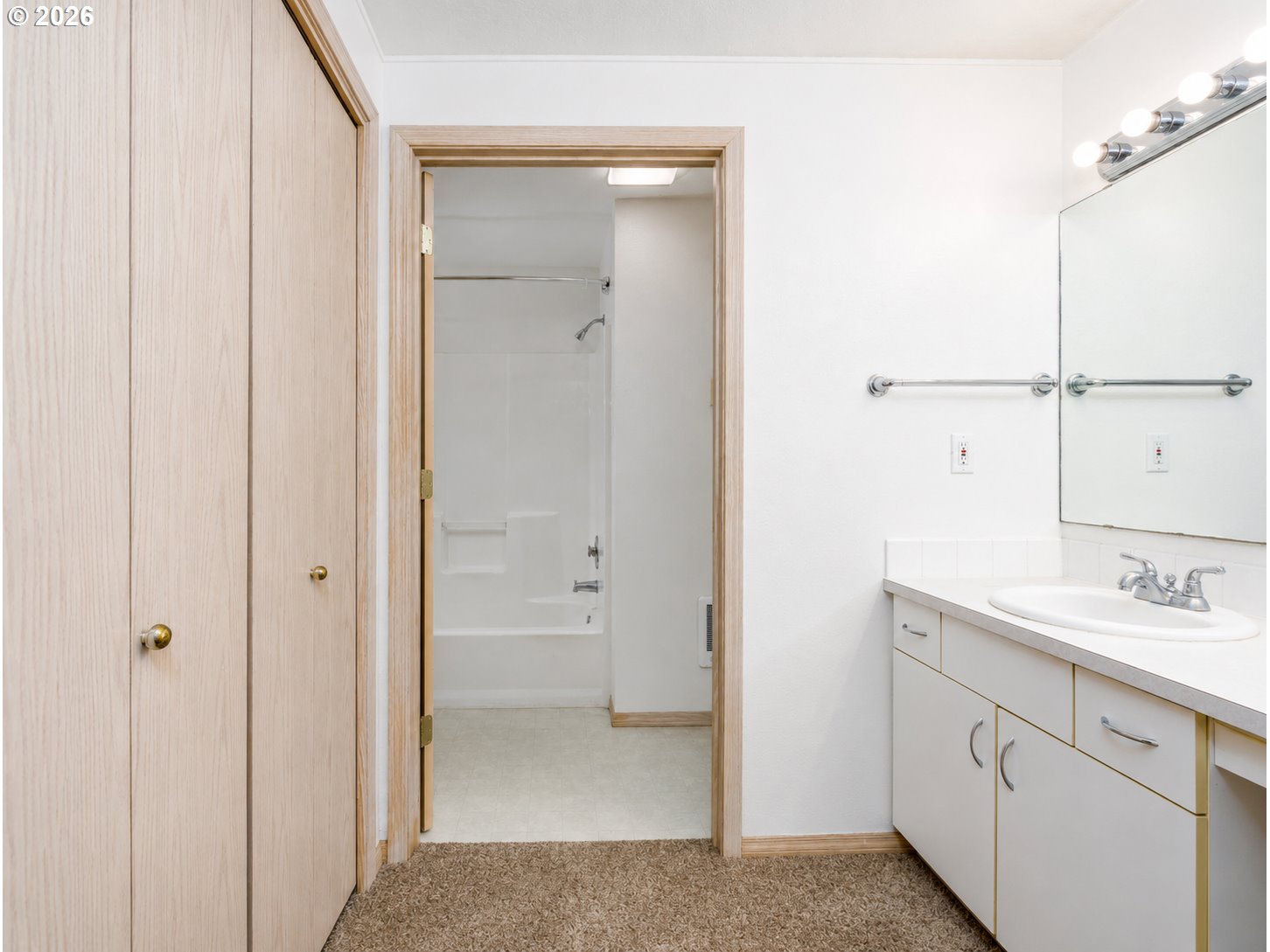 Photo #6: 484321900 Listing: Photo #6