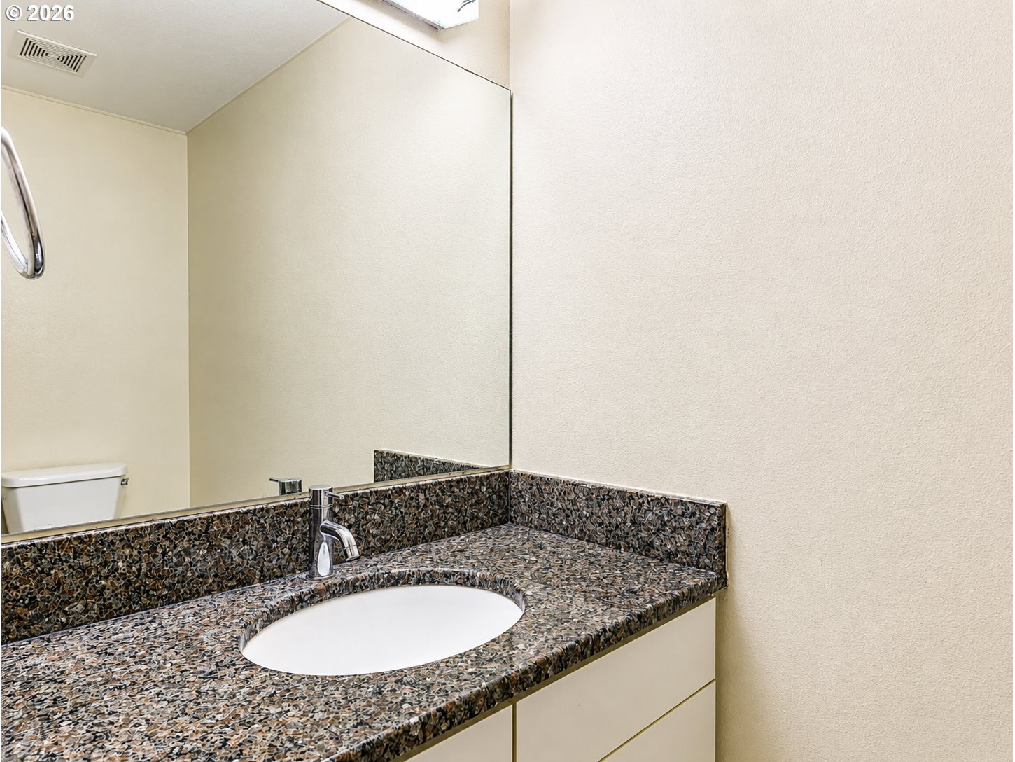 Photo #8: 484321900 Listing: Photo #8