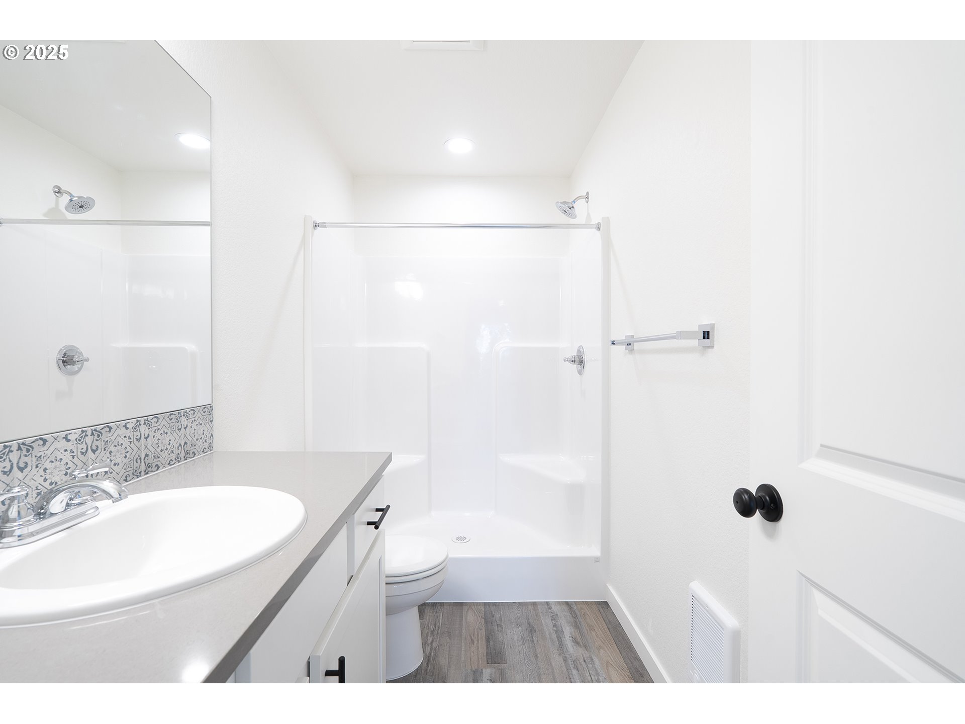 Photo #12: 484324184 Listing: Photo #12