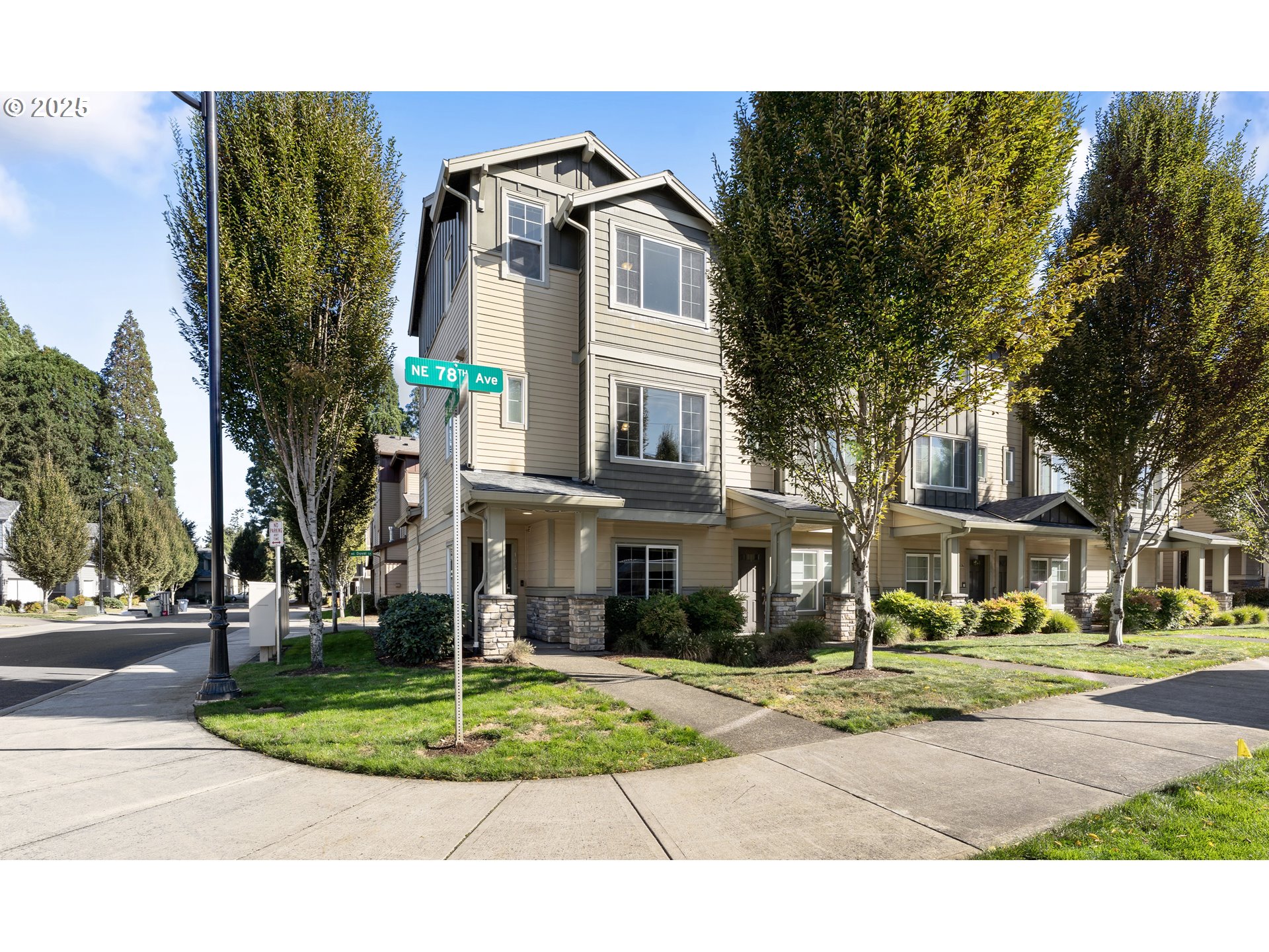 Photo #2: 484876891 Listing 