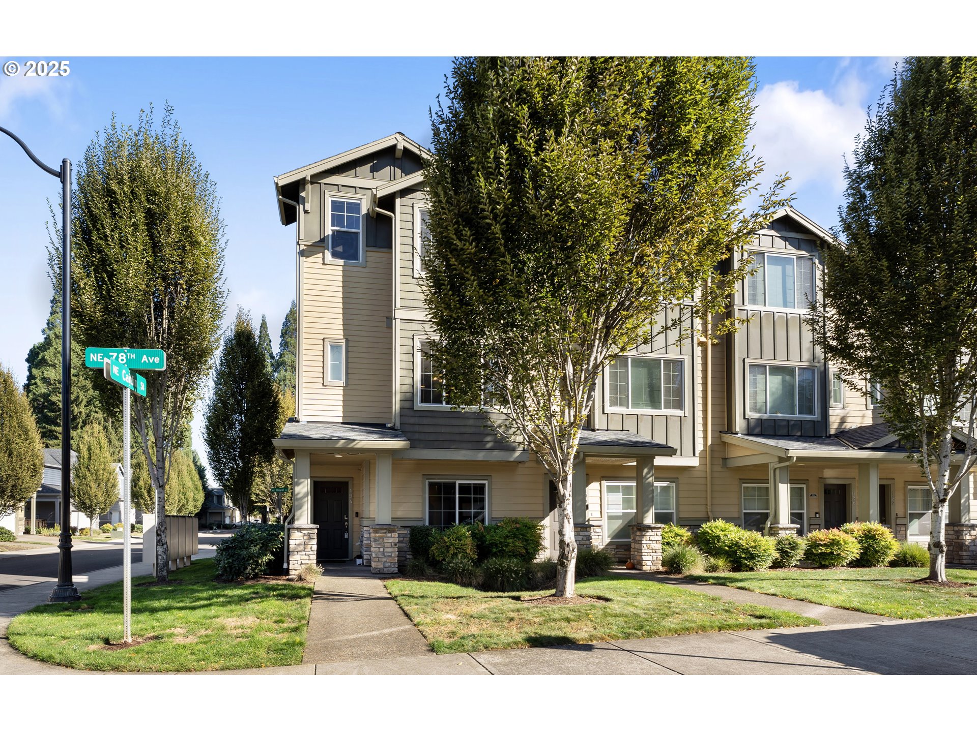 Photo #3: 484876891 Listing 