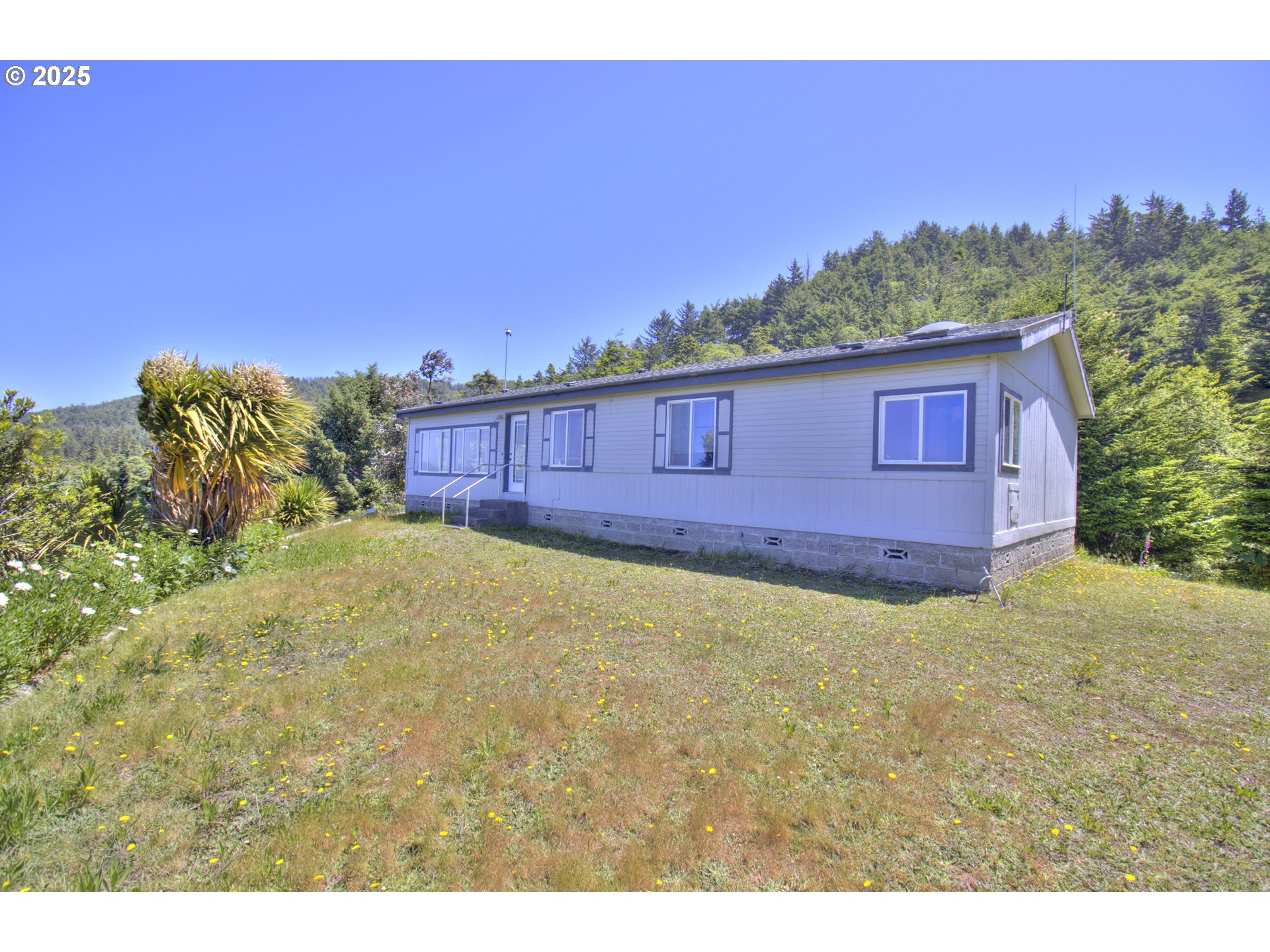 94760 ADAMS RD, Gold Beach, OR, 97444