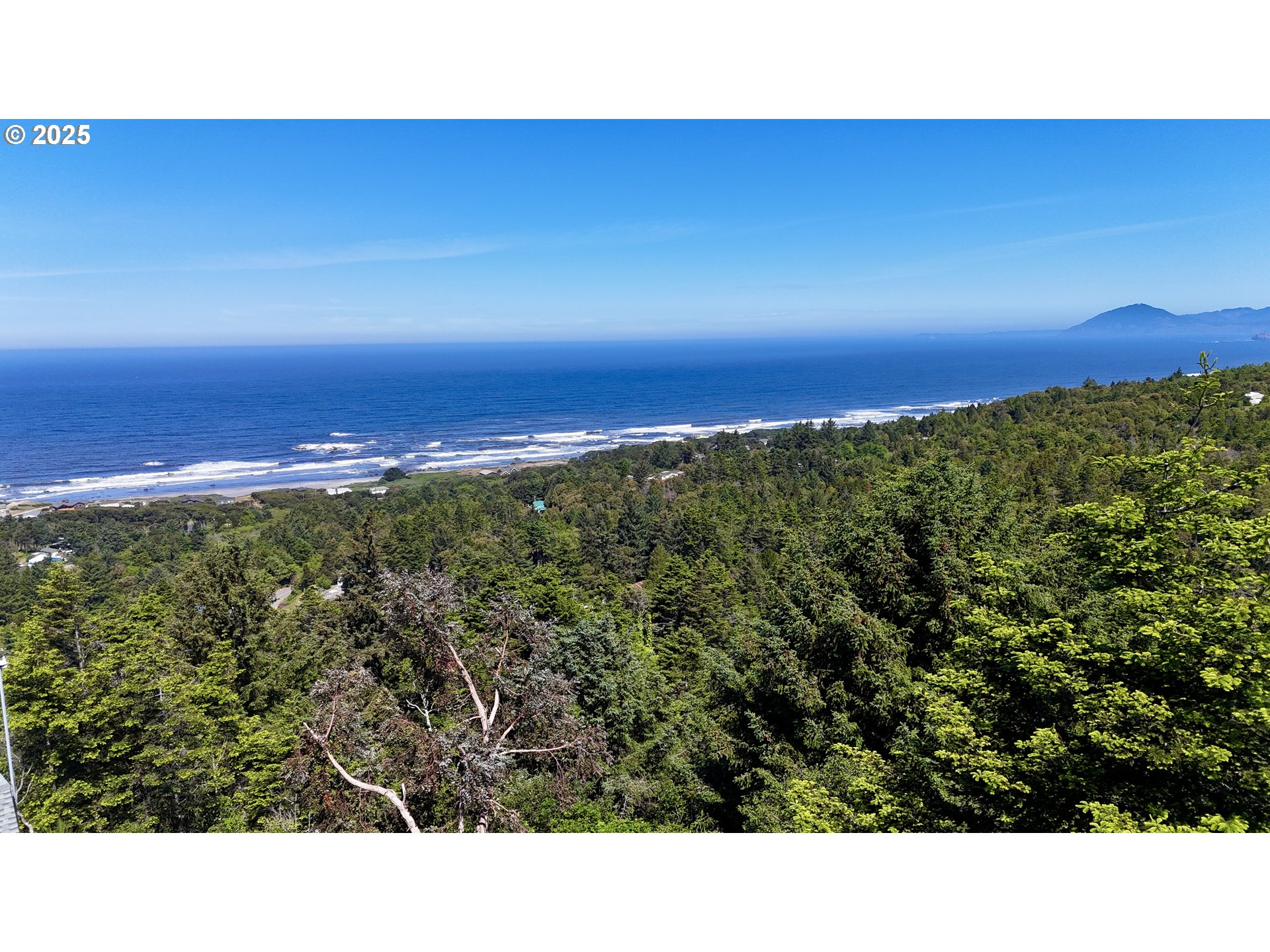 94760 ADAMS RD, Gold Beach, OR, 97444