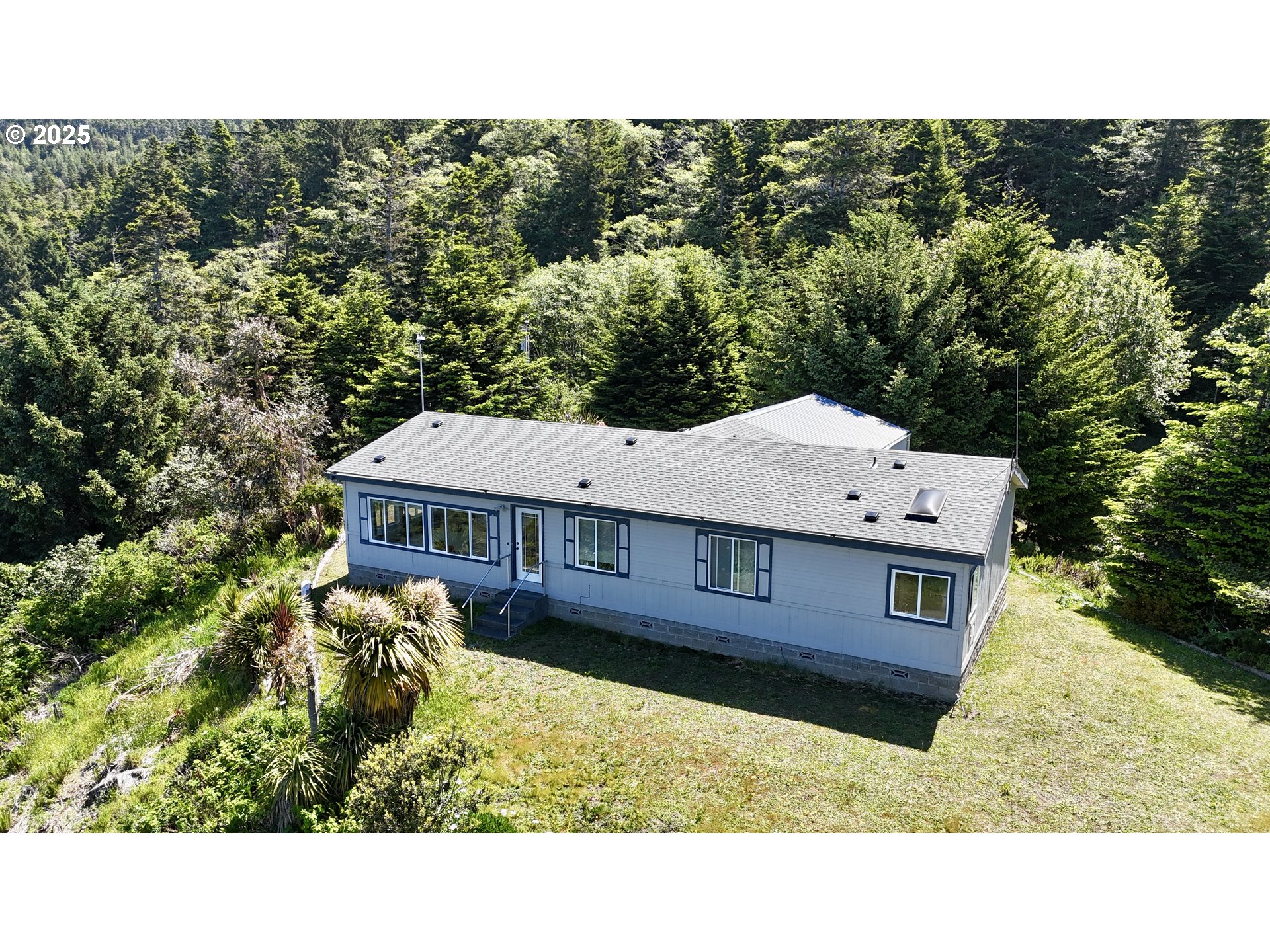 94760 ADAMS RD, Gold Beach, OR, 97444