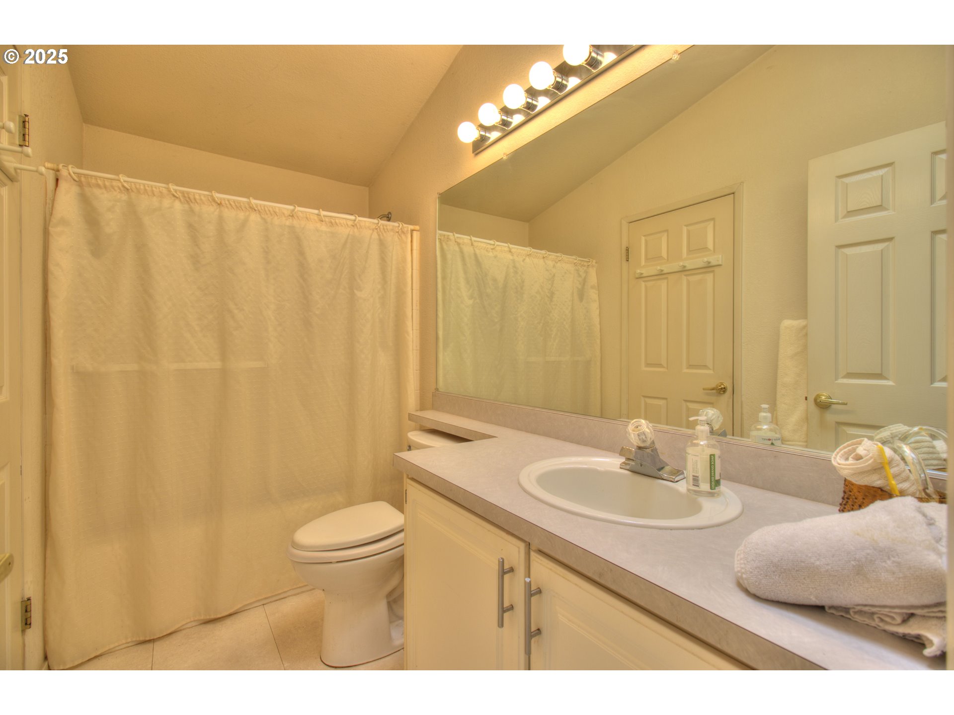 94760 ADAMS RD, Gold Beach, OR, 97444