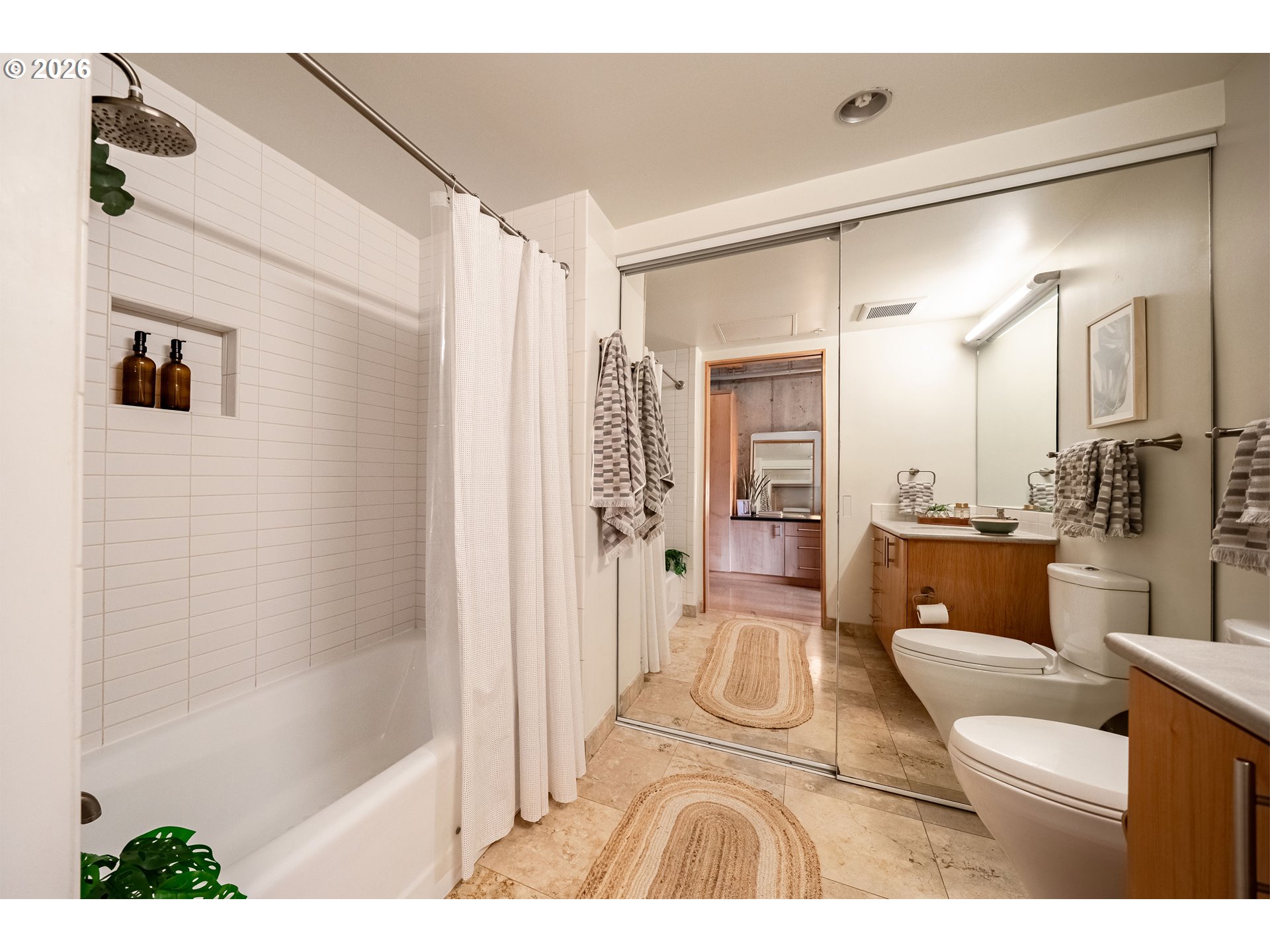 Photo #1: 485806506 Listing: Photo #1