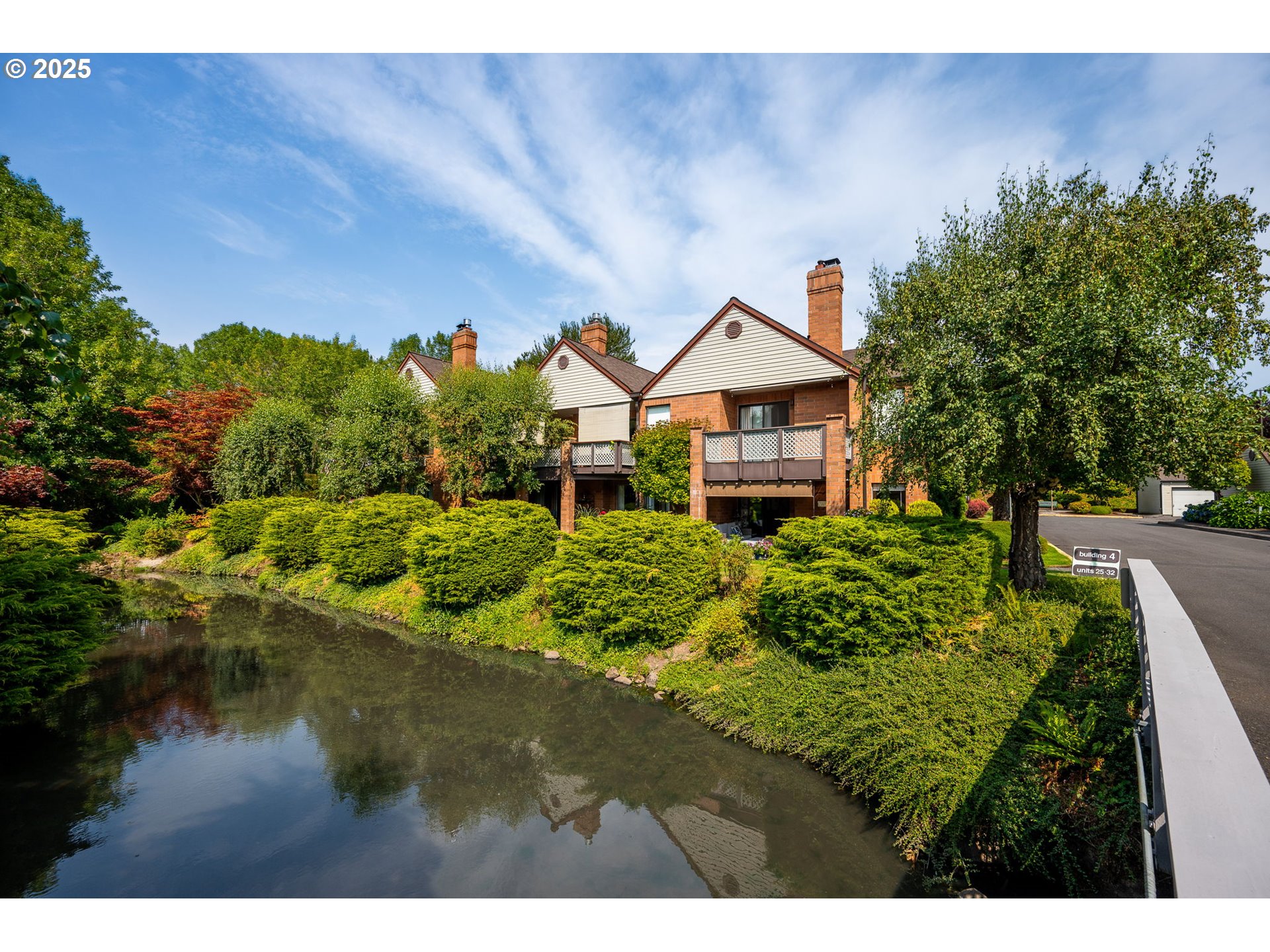 Featured Listings Featured Listings