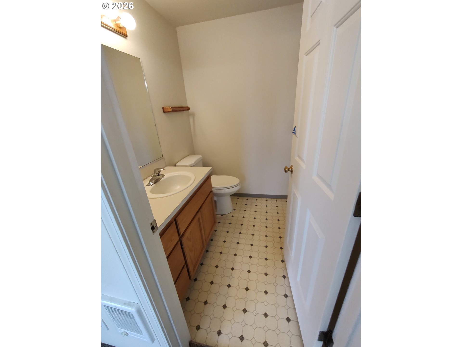 Property photo 5 of 13