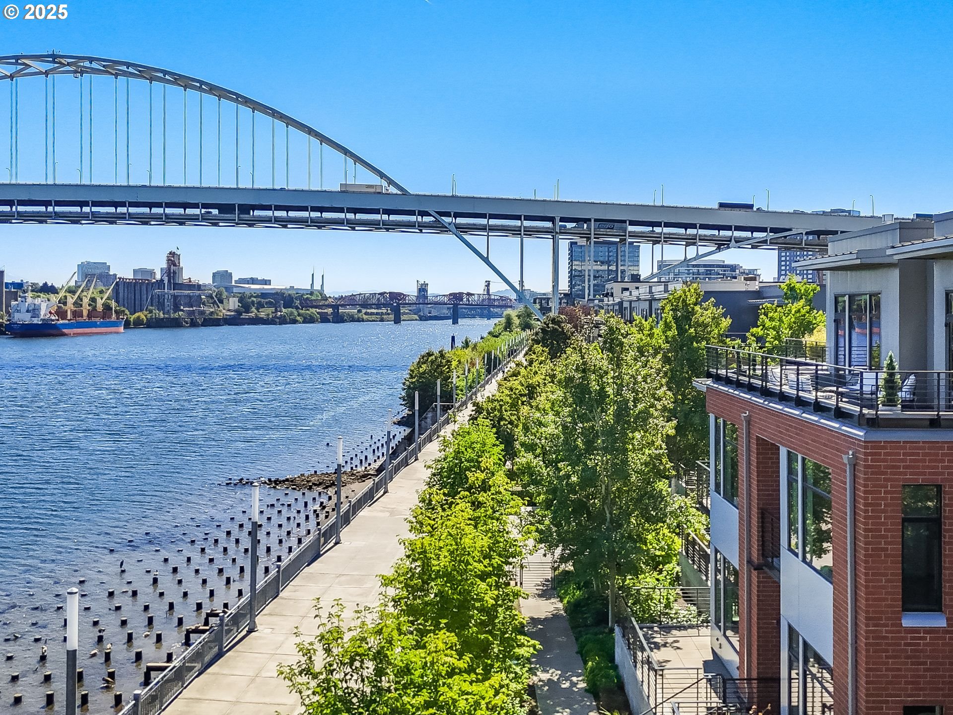 2430 WILSON DR, Eugene, OR, 97405