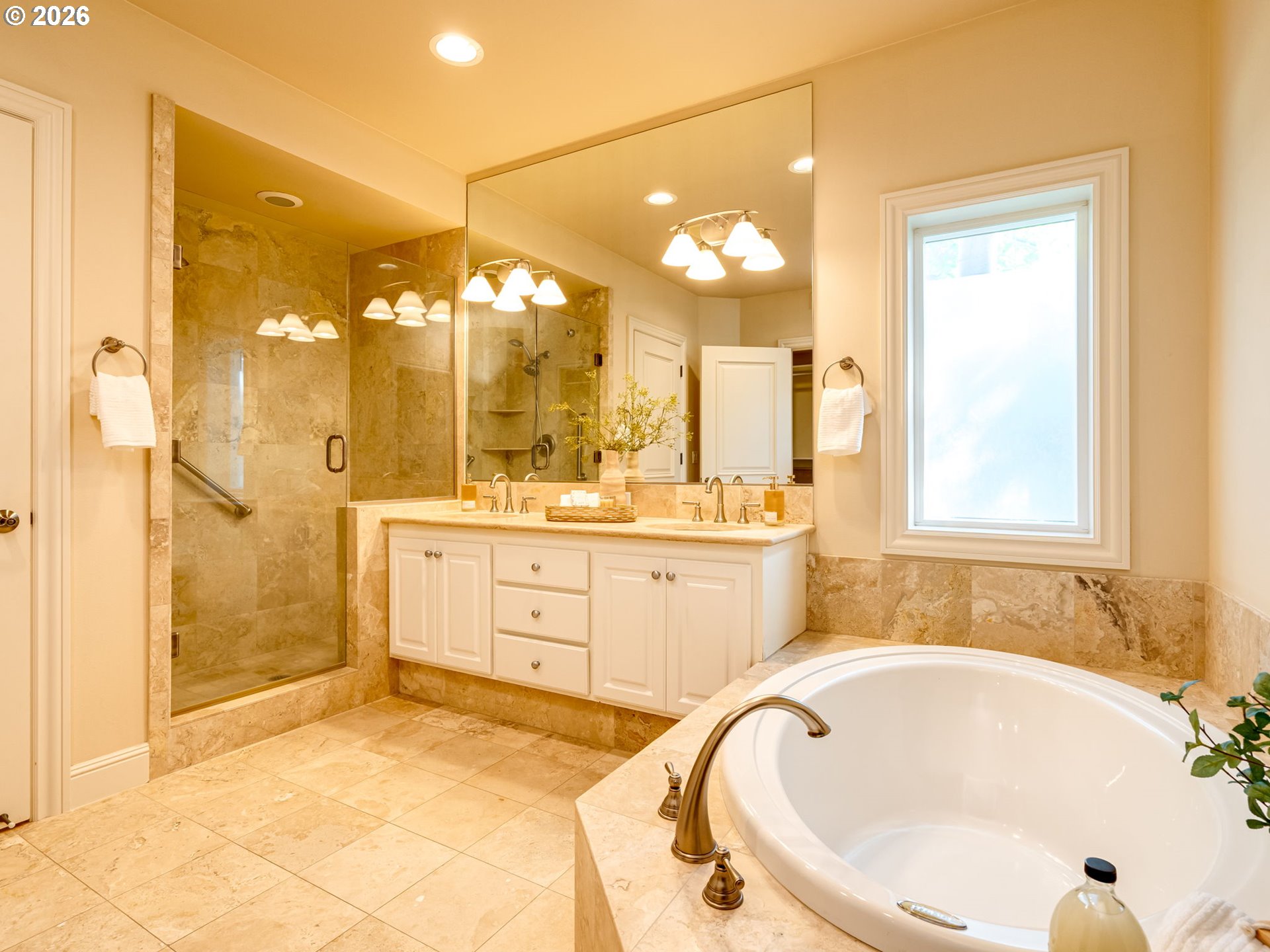 Photo #25: 489384691 Listing: Photo #25