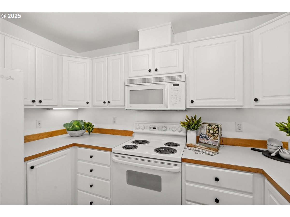 Photo #15: 489743165 Listing: Photo #15