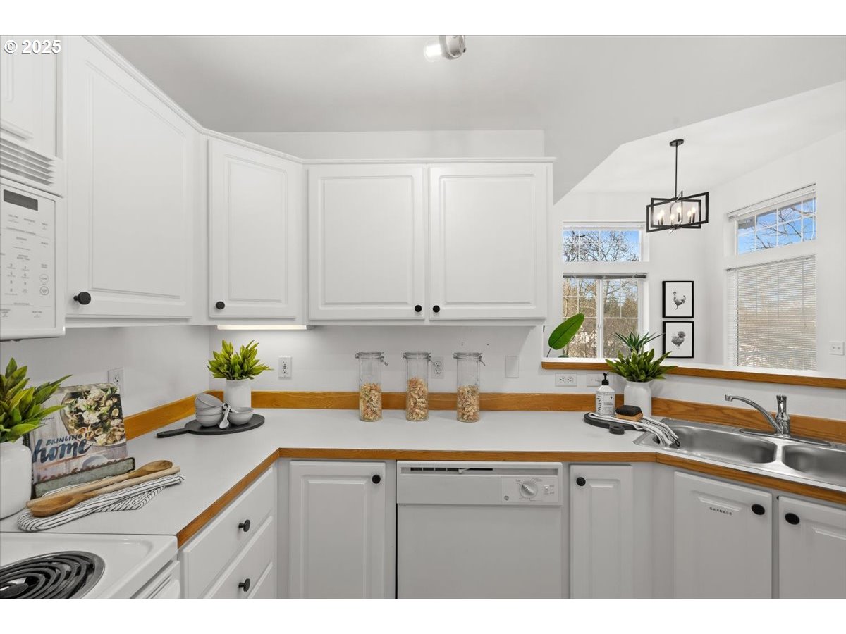 Photo #16: 489743165 Listing: Photo #16