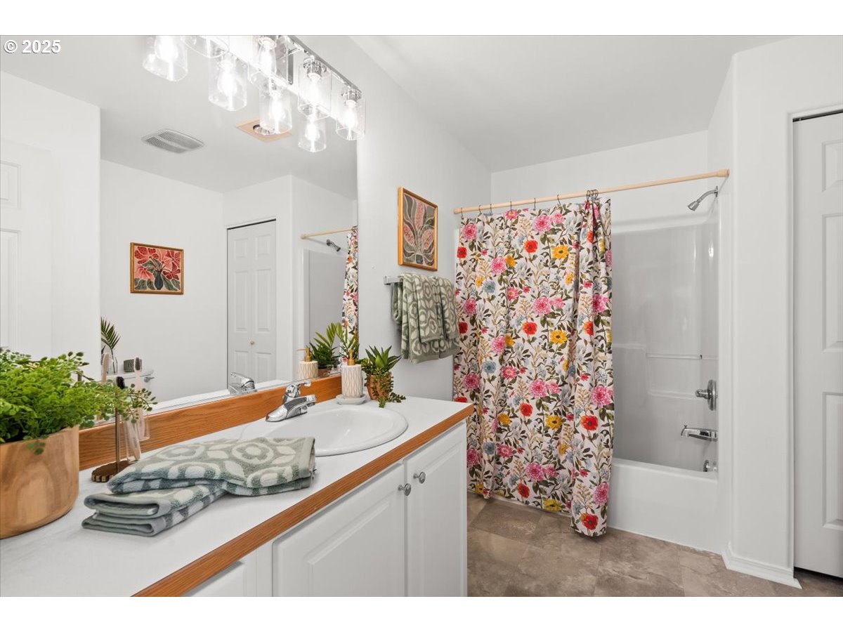 Photo #27: 489743165 Listing: Photo #27