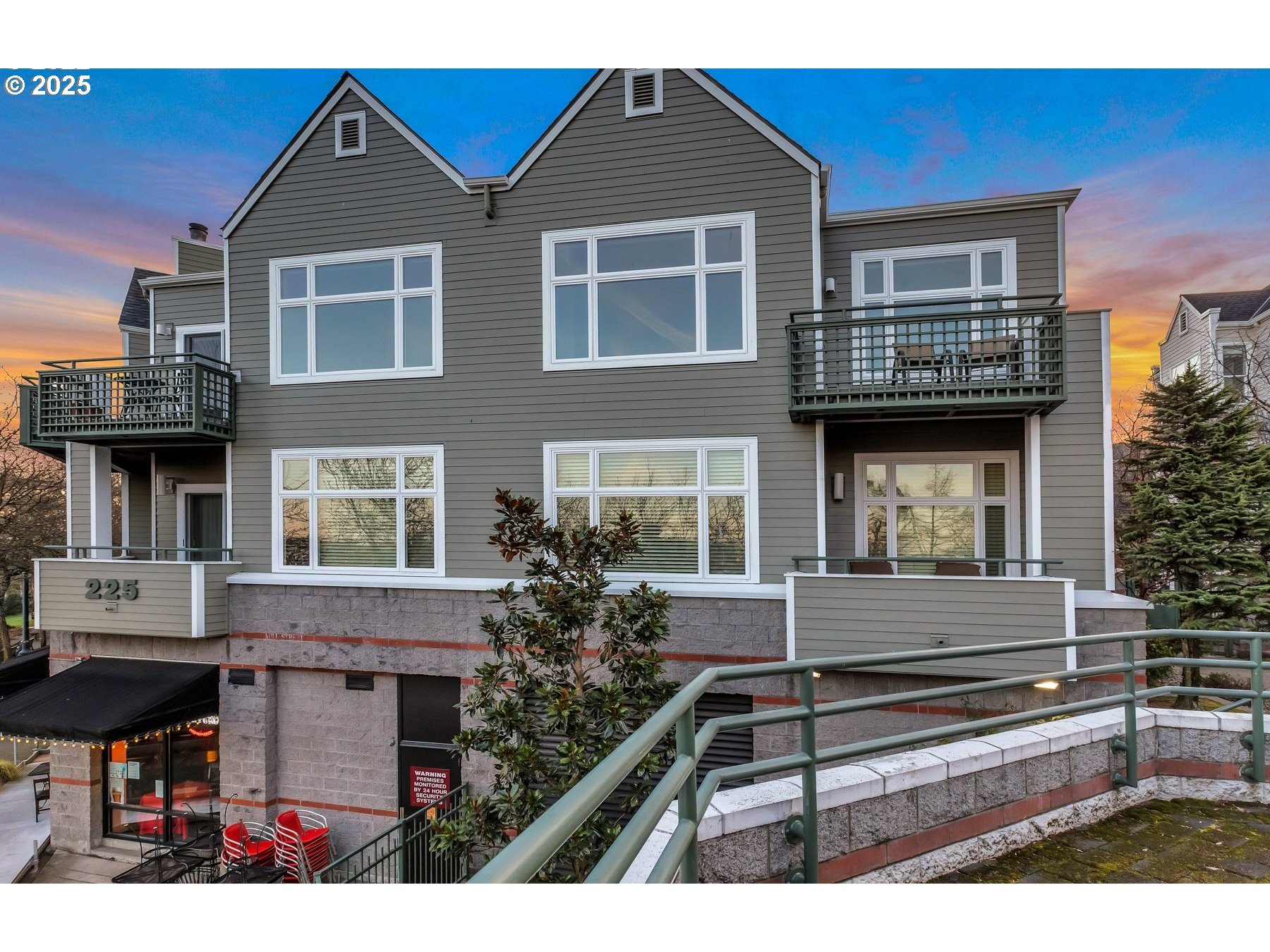 Photo #1: 490587285 Listing: Photo #1