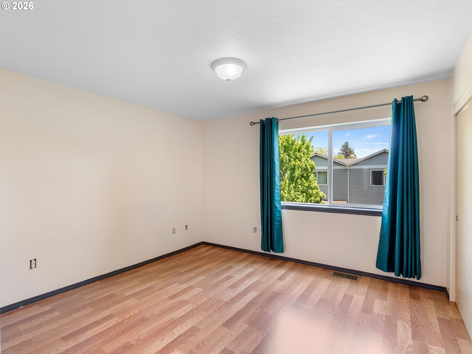 Photo #16: 490735901 Listing: Photo #16