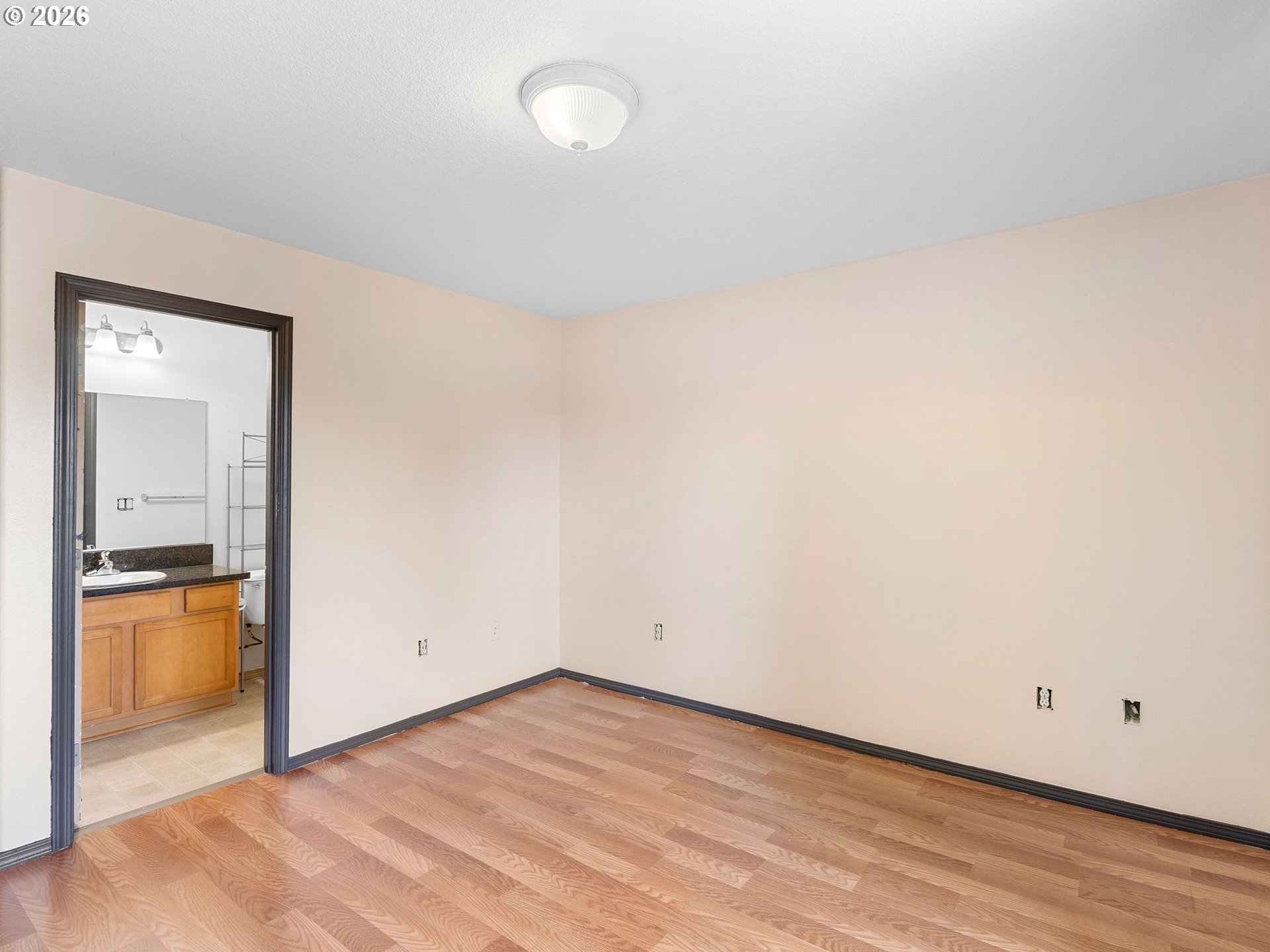 Photo #17: 490735901 Listing: Photo #17