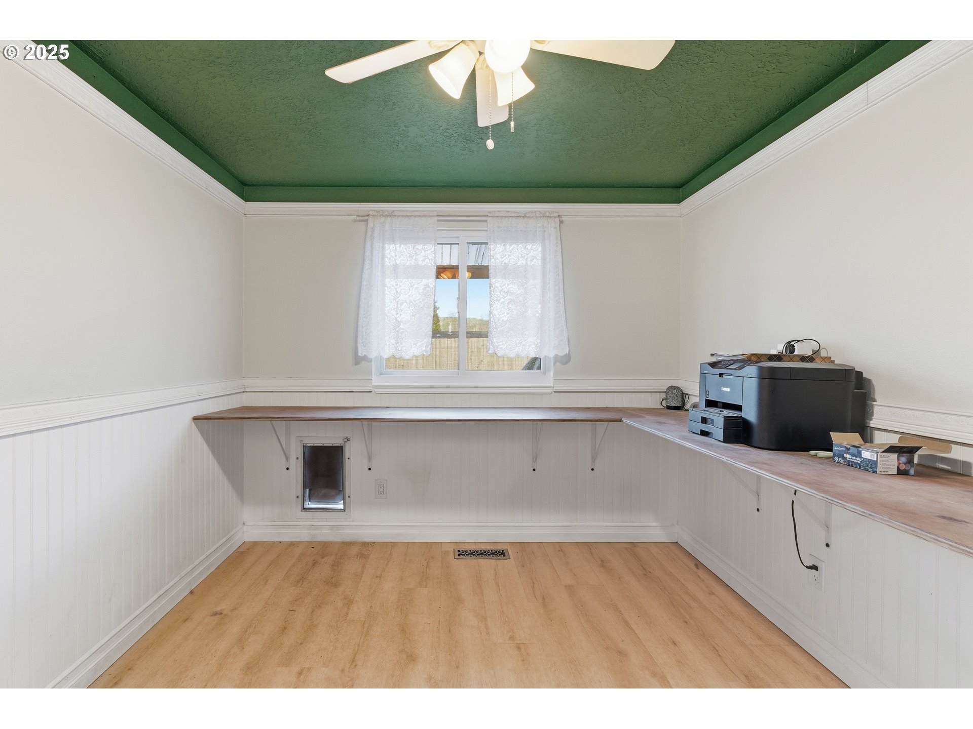 2215 E OAK DR, Newberg, OR, 97132