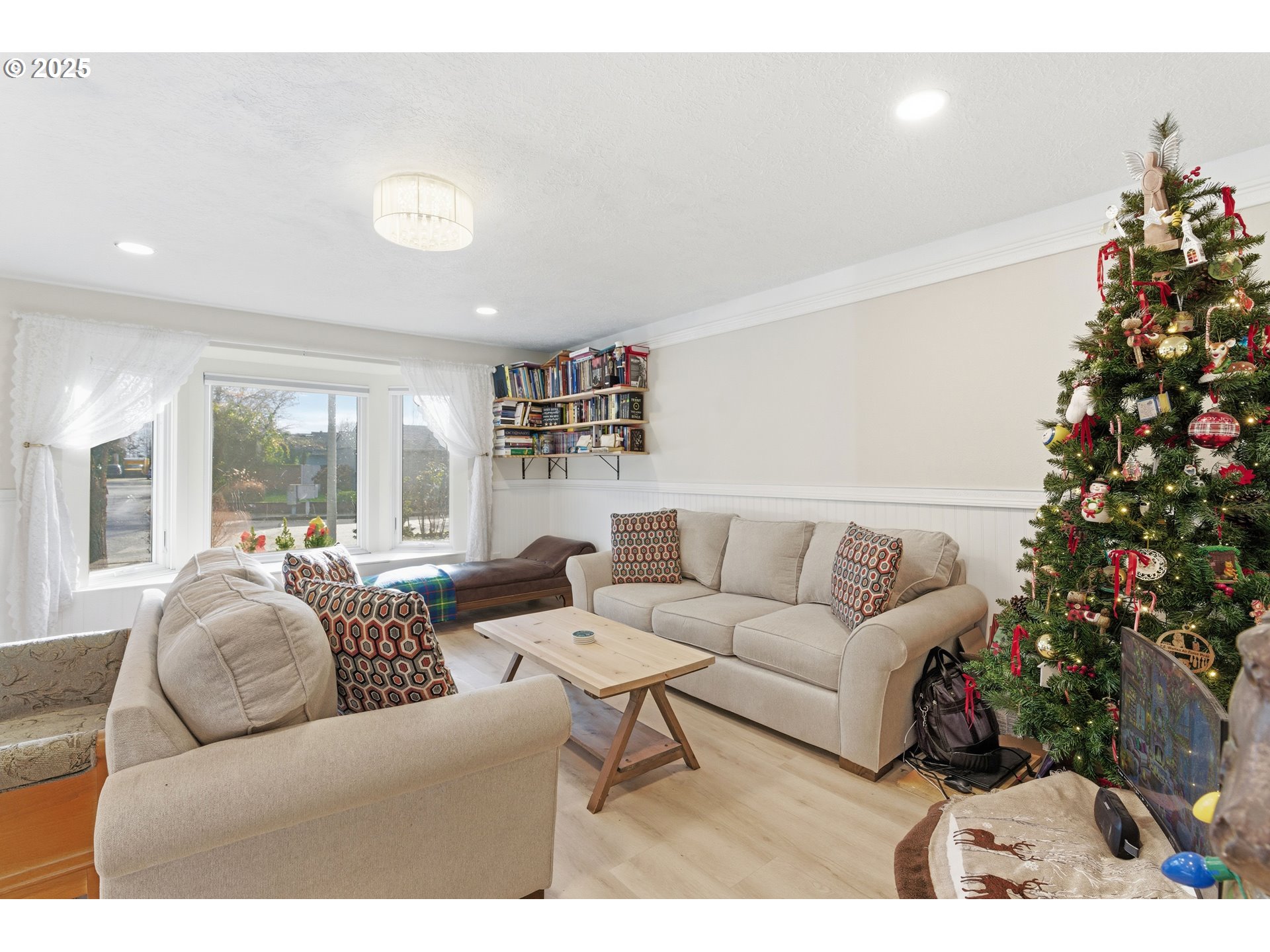 2215 E OAK DR, Newberg, OR, 97132