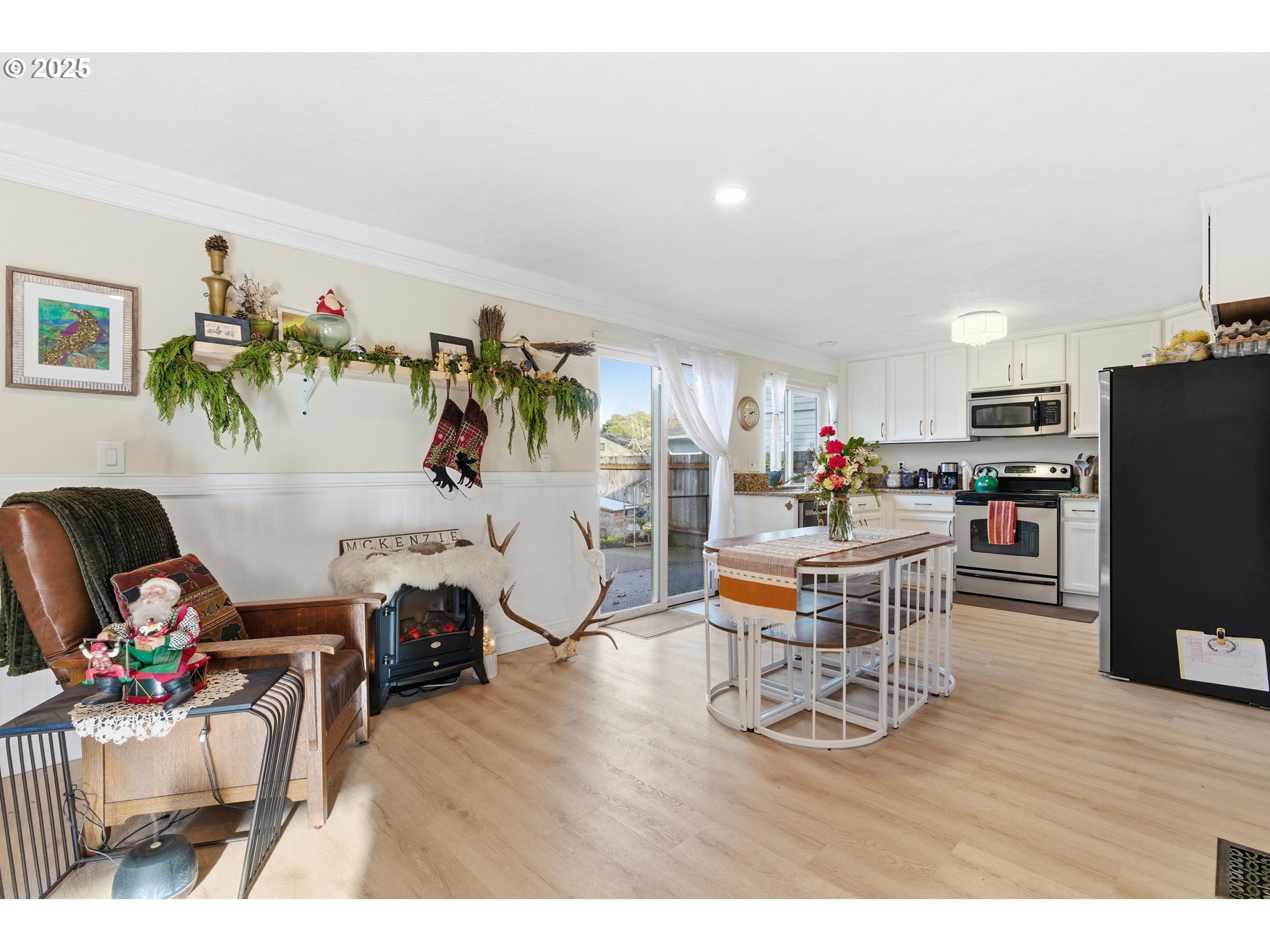 2215 E OAK DR, Newberg, OR, 97132