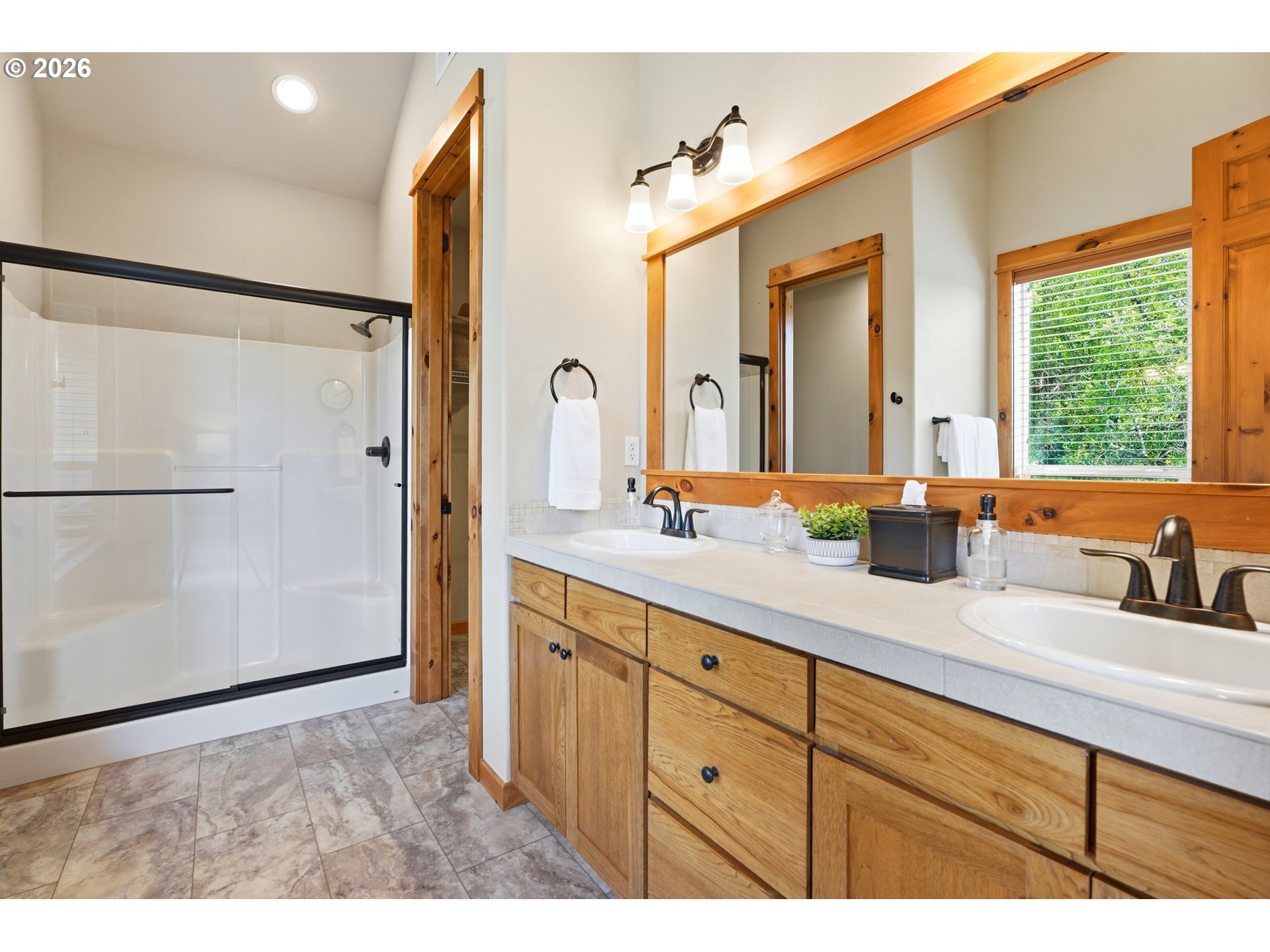 Photo #8: 491227101 Listing: Photo #8
