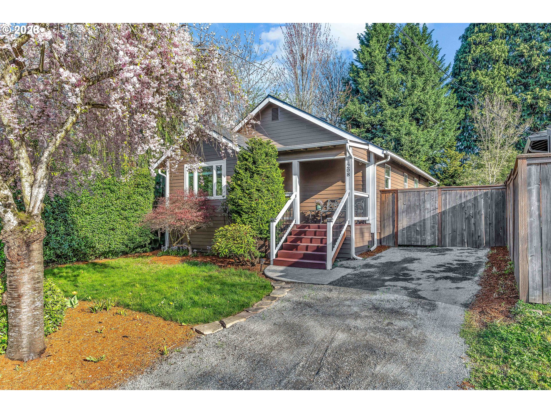 487 W 19TH AVE, Eugene, OR, 97401