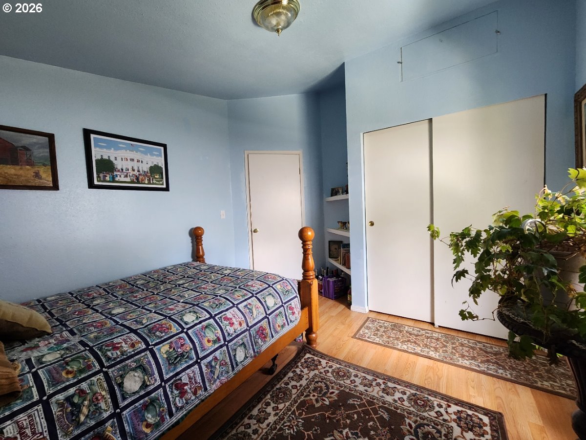 42550 S MILL POND RD, Port Orford, OR, 97465