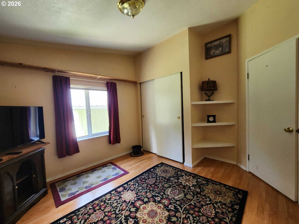 42550 S MILL POND RD, Port Orford, OR, 97465