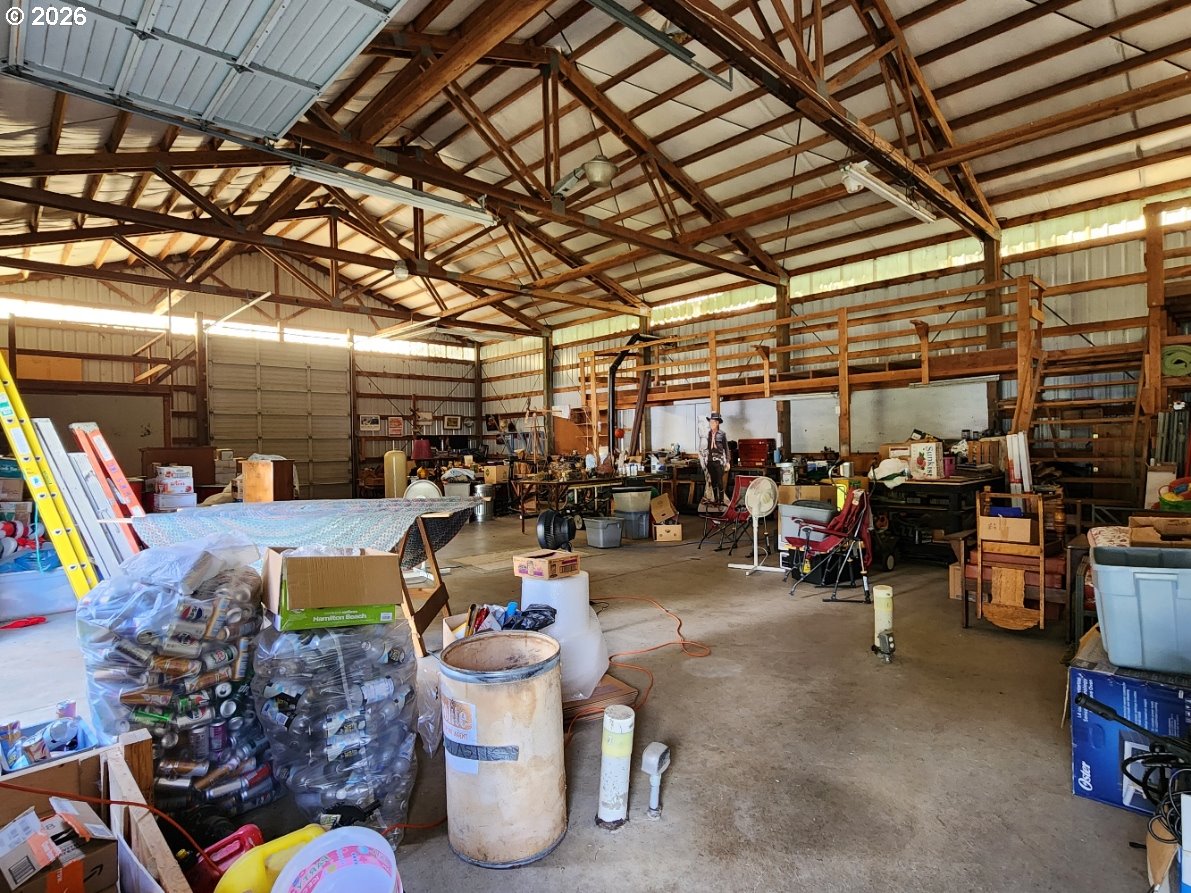 42550 S MILL POND RD, Port Orford, OR, 97465