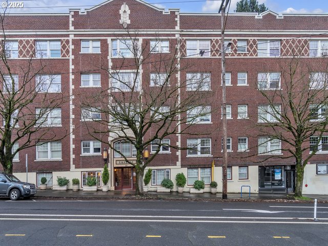 Photo #2: 492894720 Listing: Photo #2