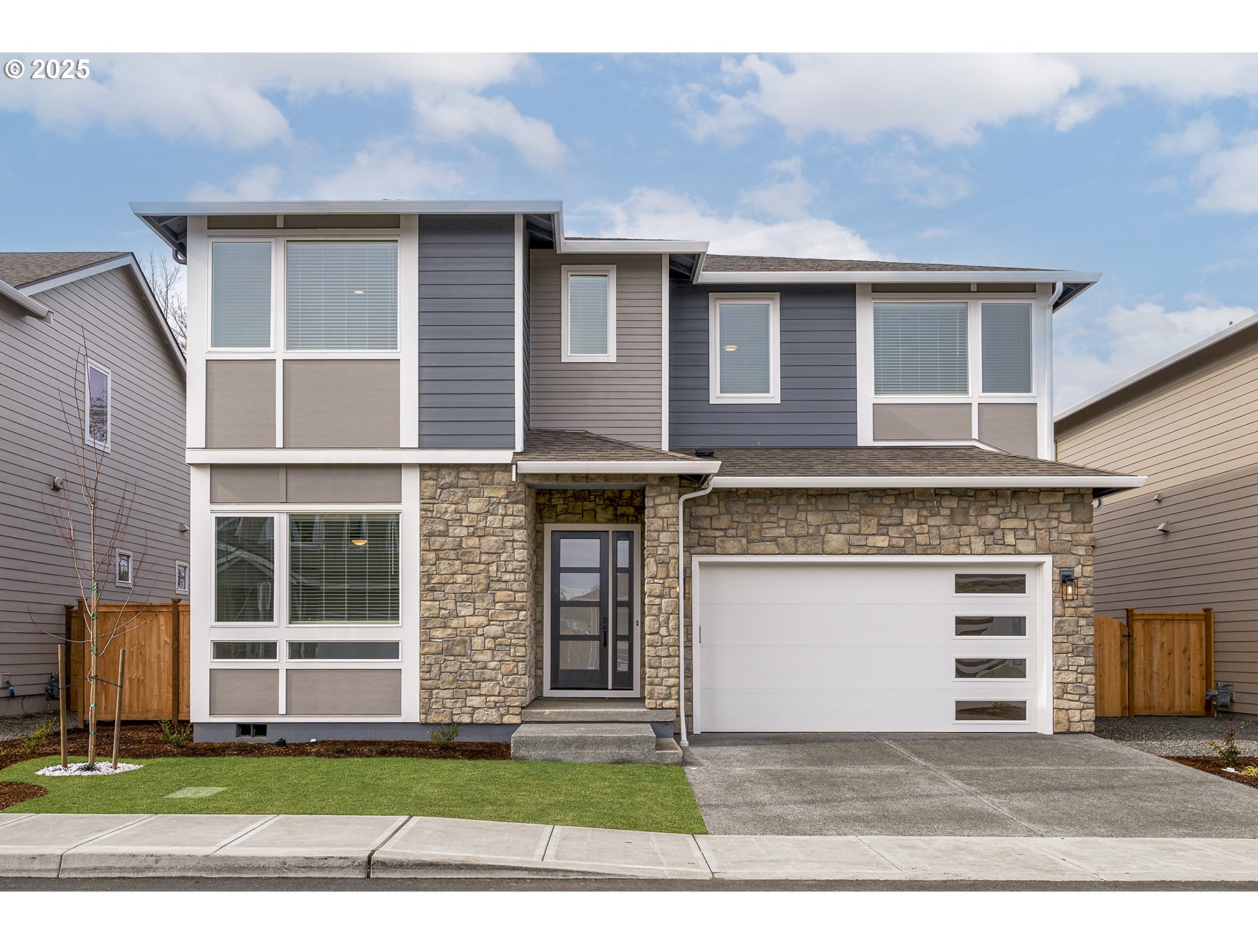 1960 W 25TH AVE, Eugene, OR, 97405