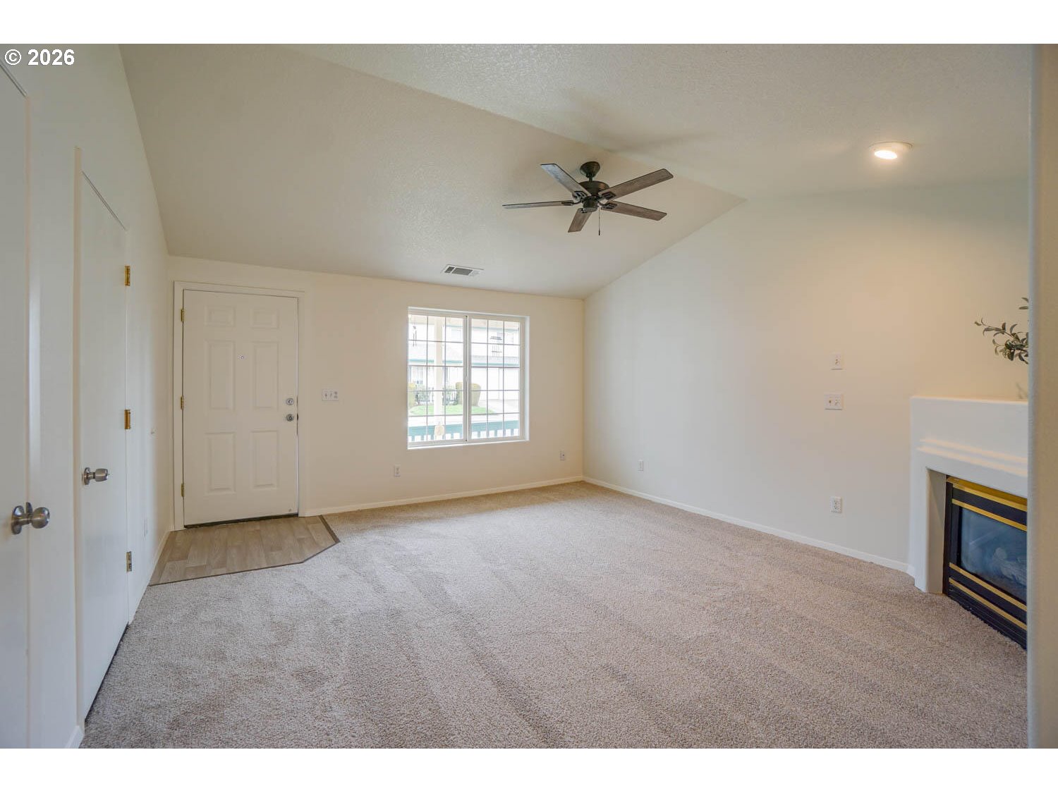 Photo #5: 496573075 Listing: Photo #5