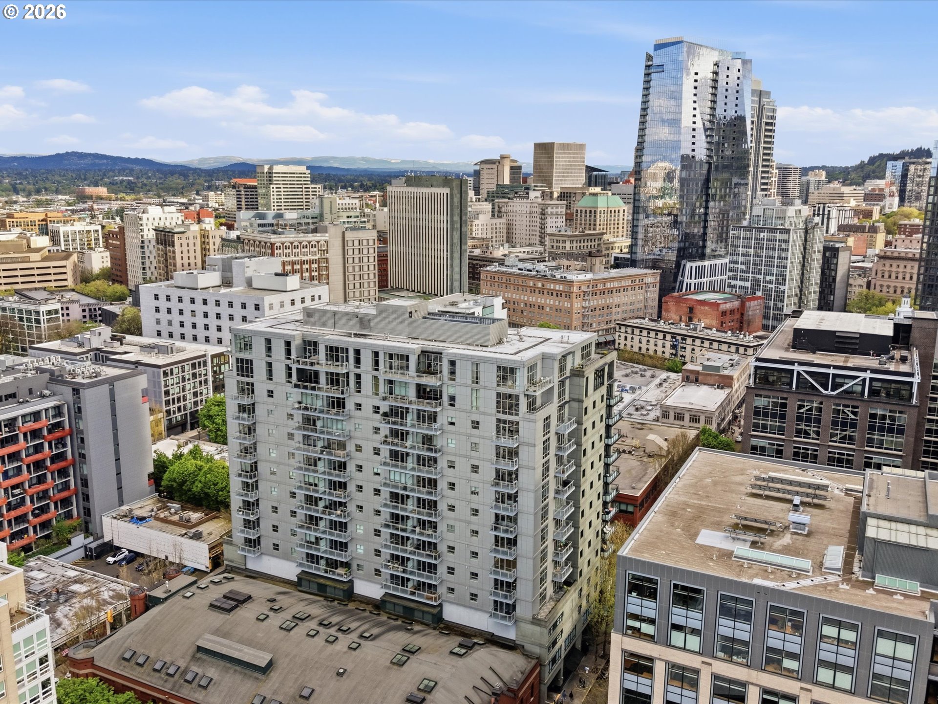 1025 NW COUCH ST, Portland, OR, 97209