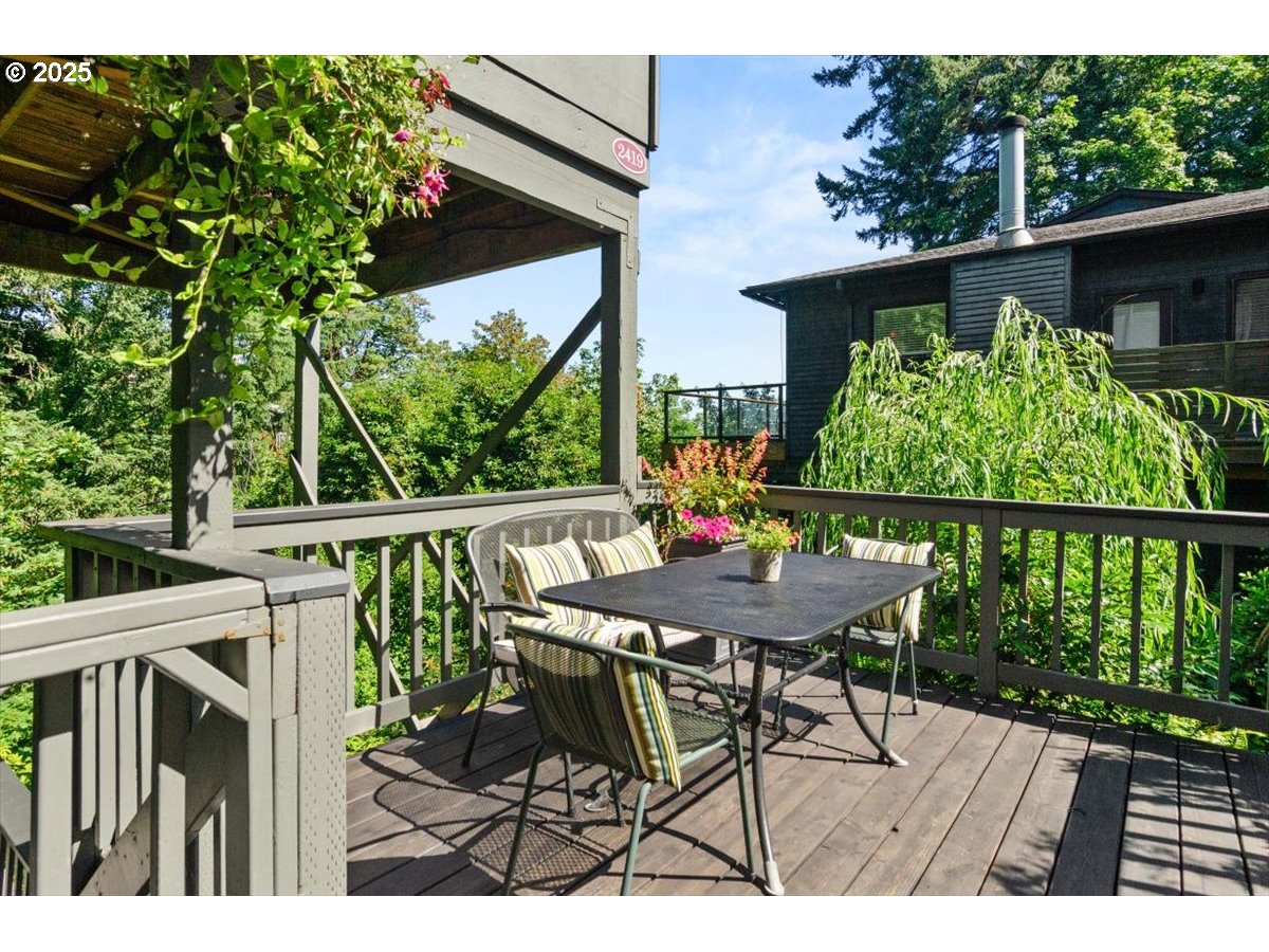 2417/2419 SW MONTGOMERY DR, Portland, OR, 97201