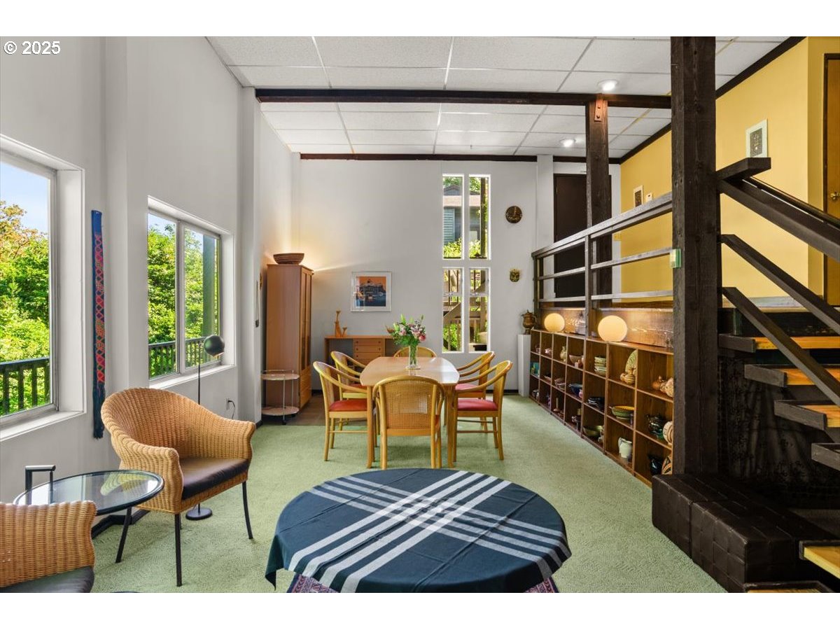 2417/2419 SW MONTGOMERY DR, Portland, OR, 97201