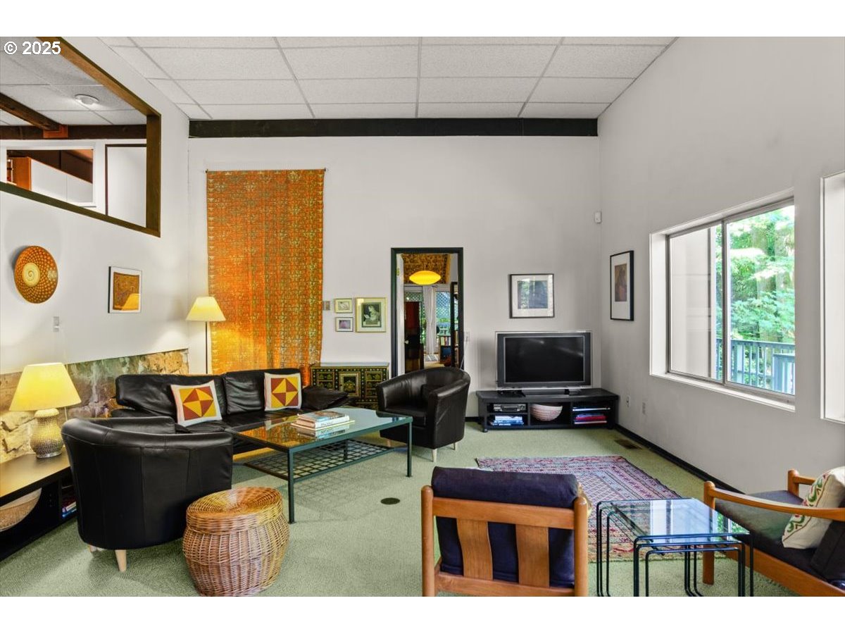 2417/2419 SW MONTGOMERY DR, Portland, OR, 97201