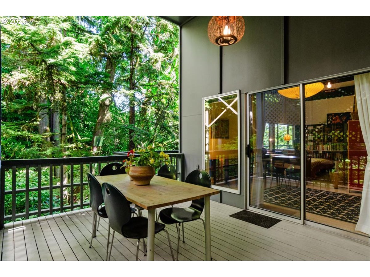 2417/2419 SW MONTGOMERY DR, Portland, OR, 97201