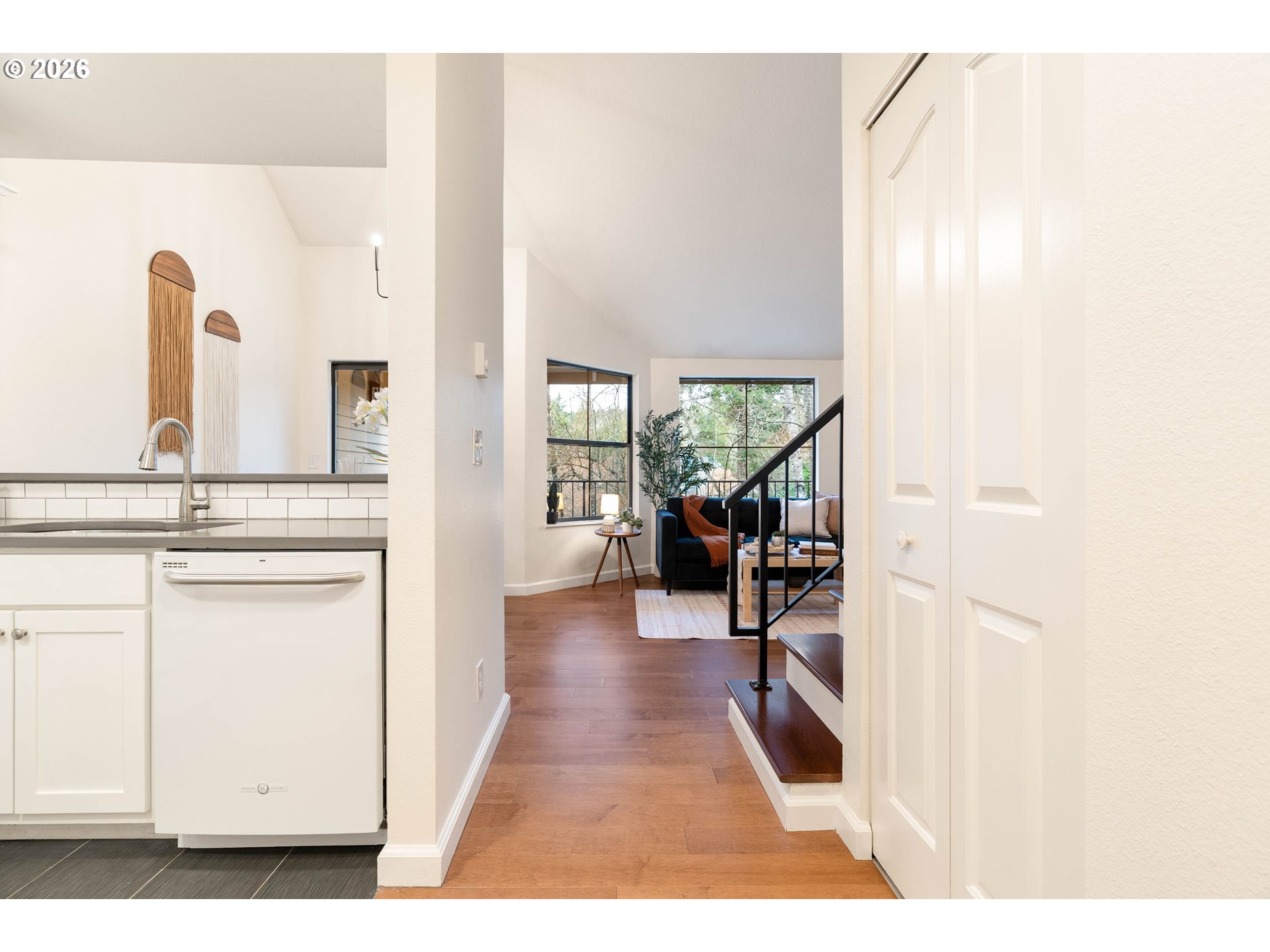 Photo #1: 497863903 Listing: Photo #1