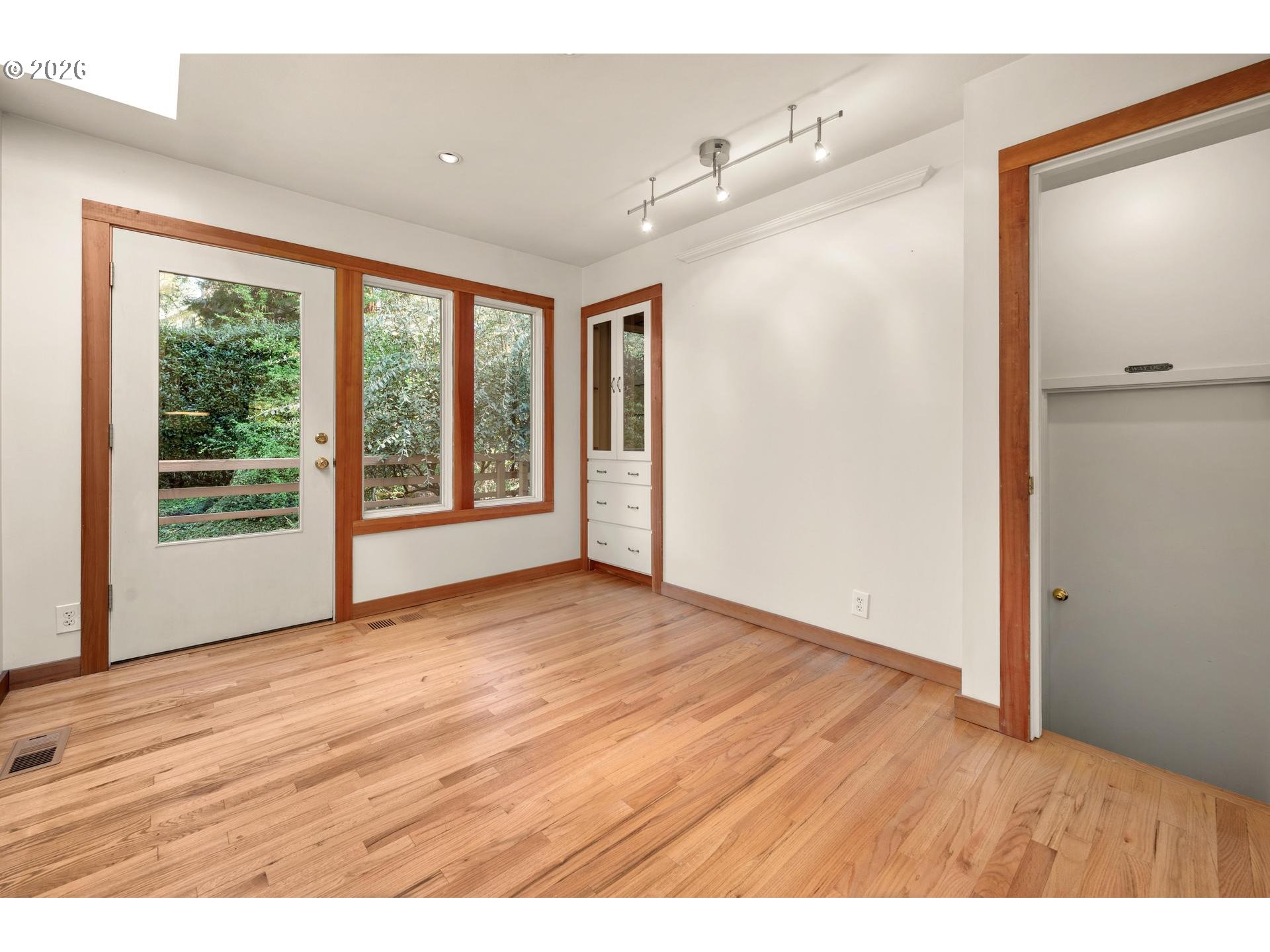 2591 GREENTREE RD, Lake Oswego, OR, 97034