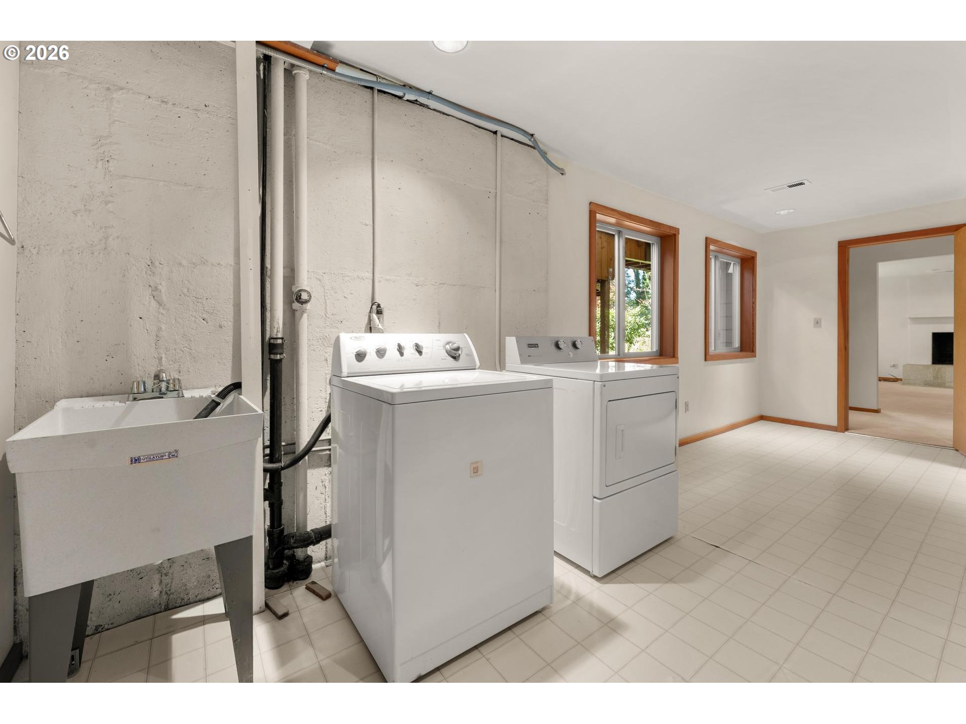 2591 GREENTREE RD, Lake Oswego, OR, 97034