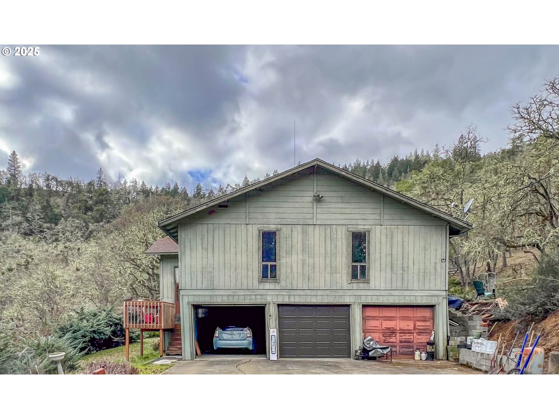 Photo of 1810 RIFLE RANGE RD Roseburg OR 97470